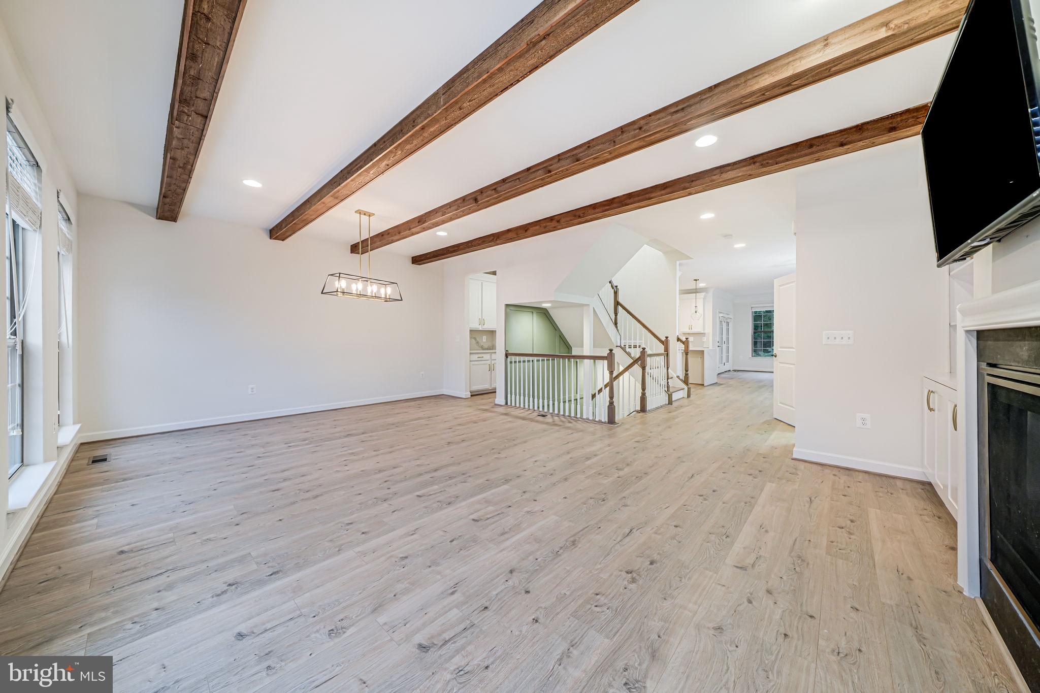 LAKE MANASSAS - Residential