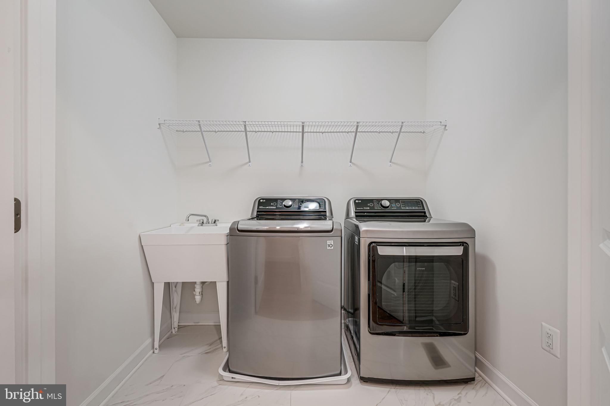 LAKE MANASSAS - Residential