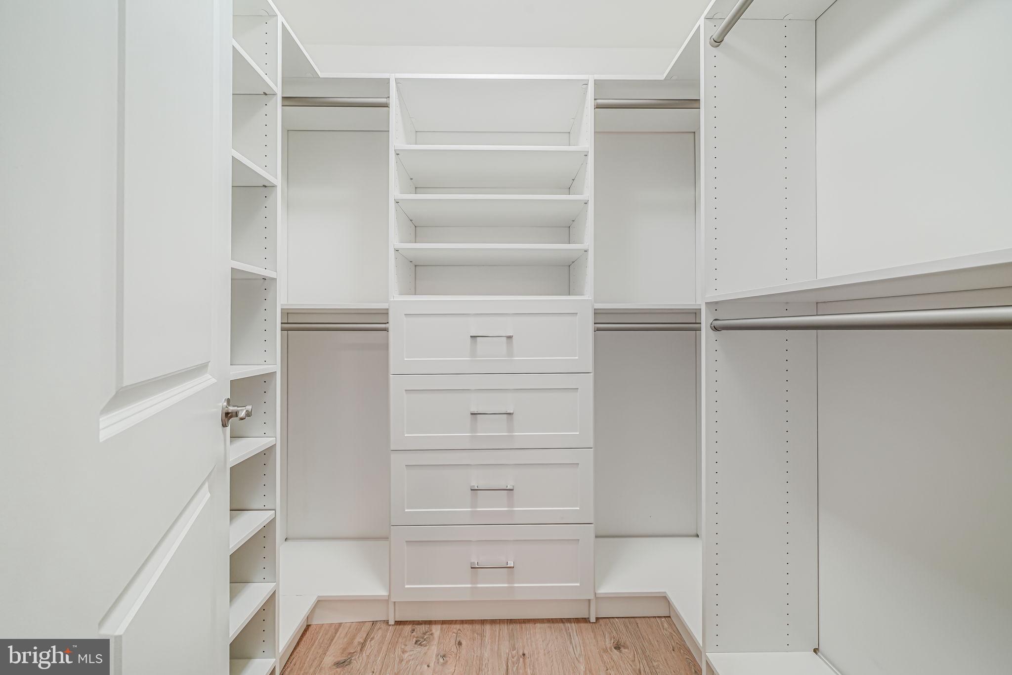 LAKE MANASSAS - Residential