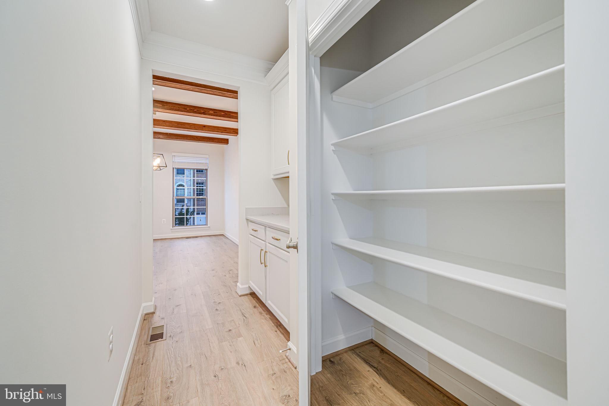 LAKE MANASSAS - Residential