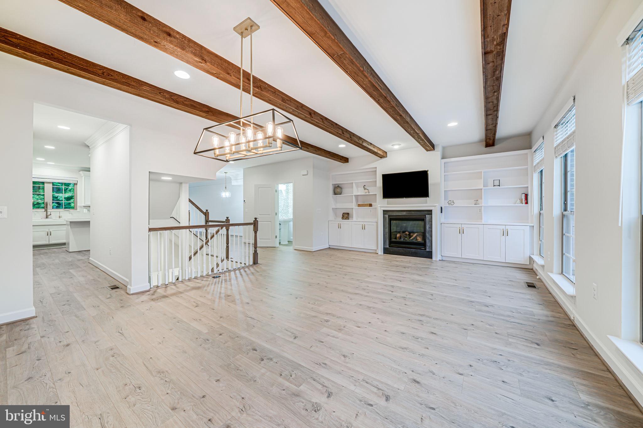 LAKE MANASSAS - Residential