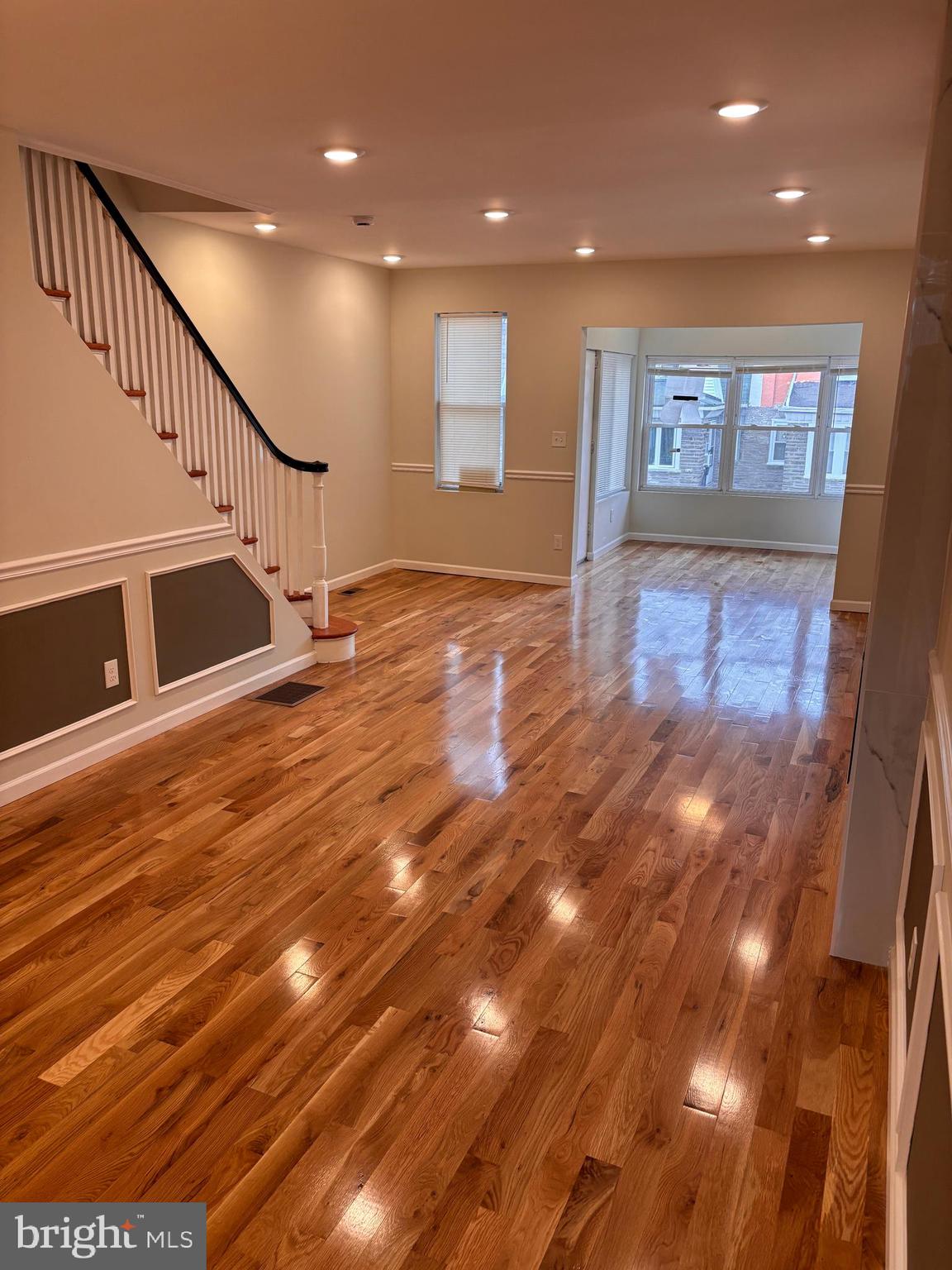 WEST OAK LANE - Residential