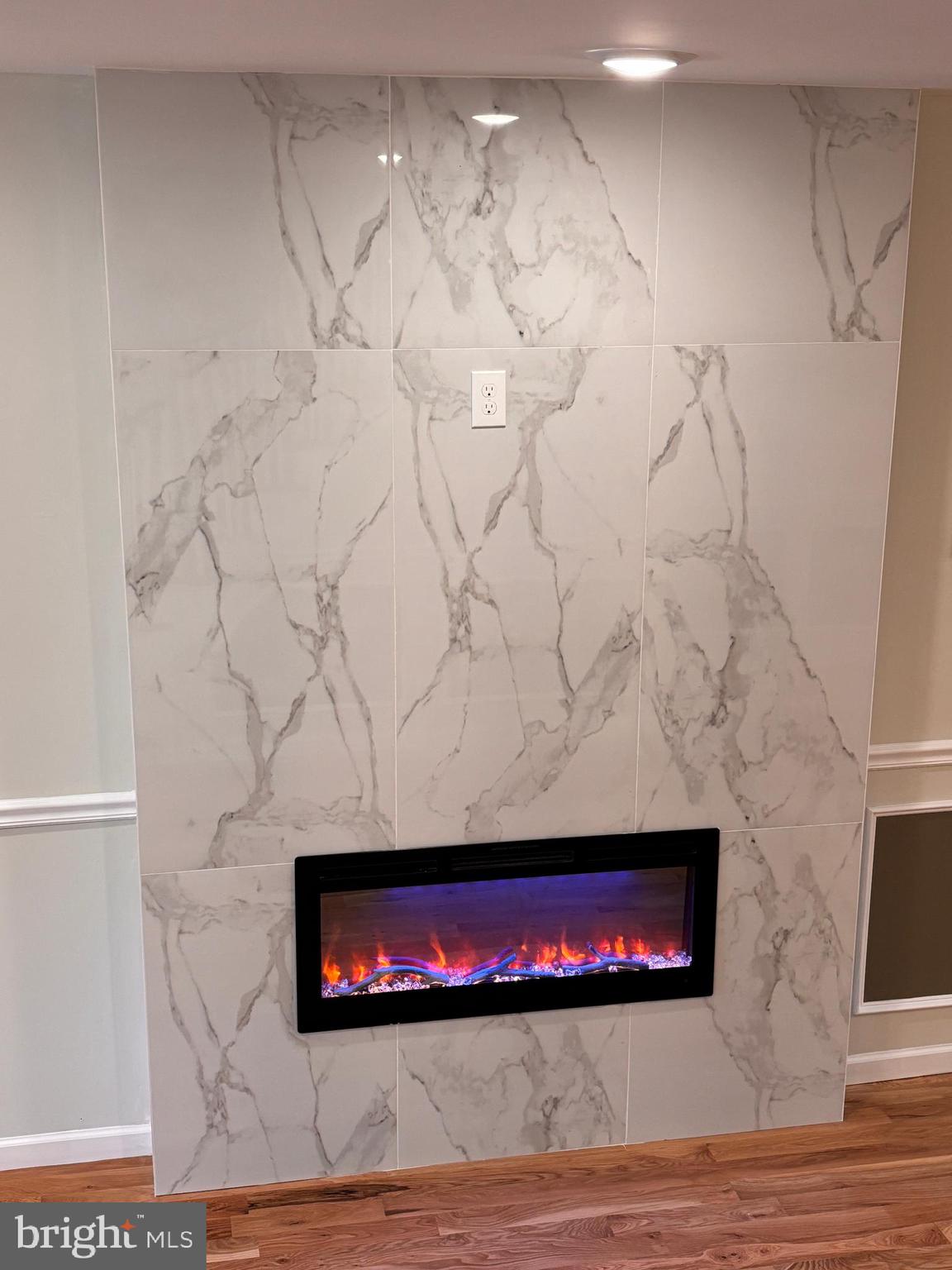 WEST OAK LANE - Residential