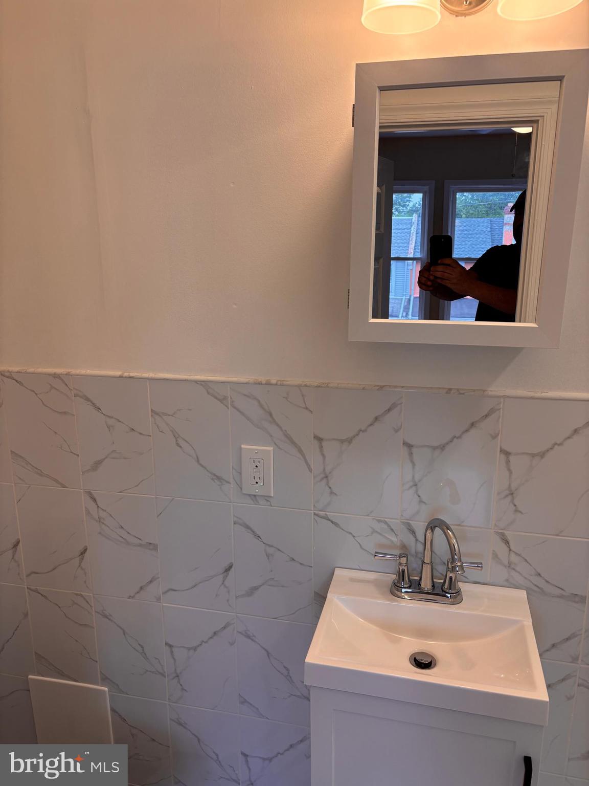 WEST OAK LANE - Residential