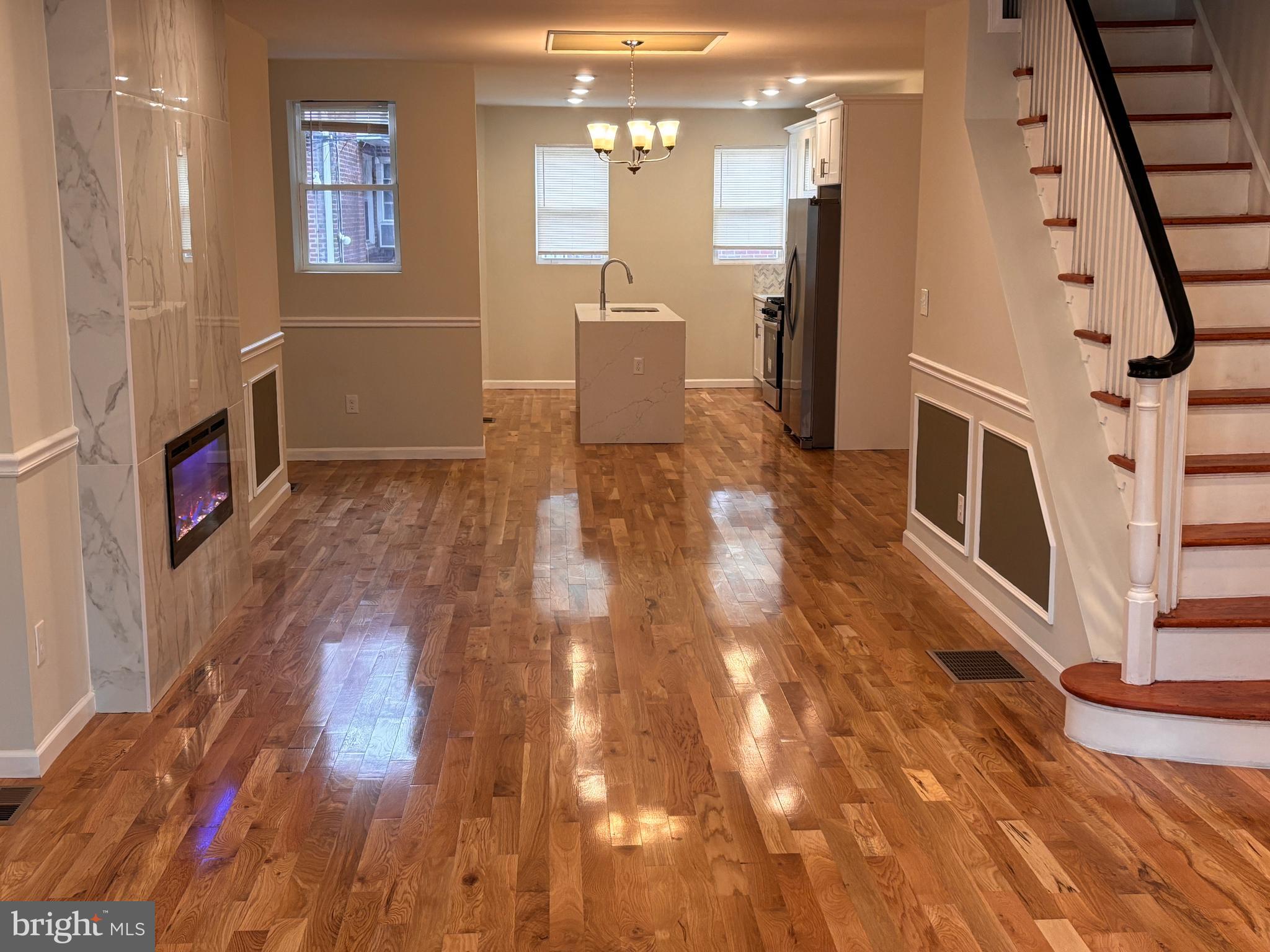 WEST OAK LANE - Residential