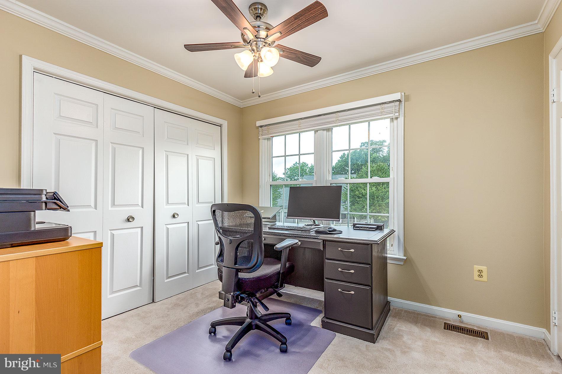 LIFESTYLE AT SULLY STATION - Residential