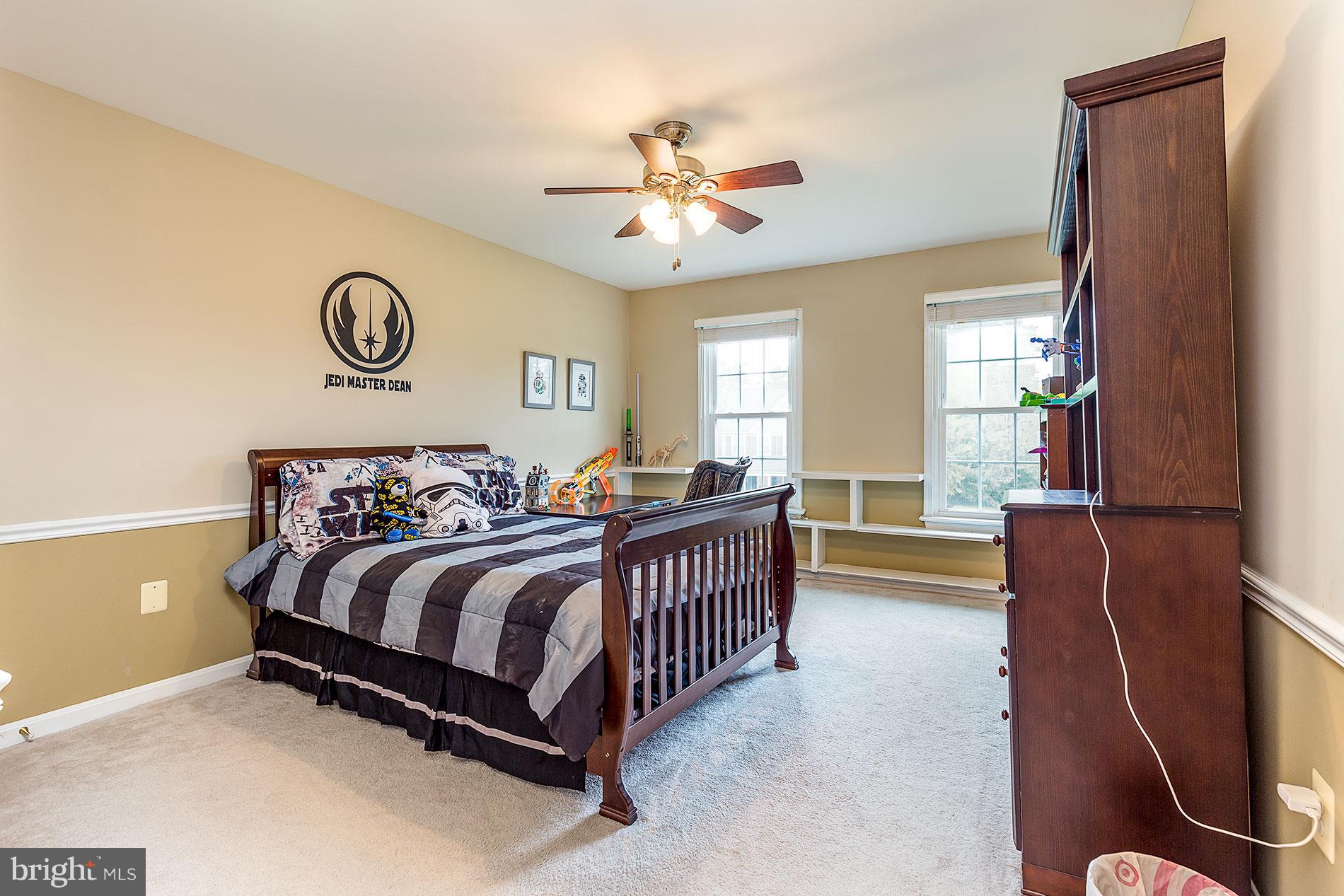 LIFESTYLE AT SULLY STATION - Residential