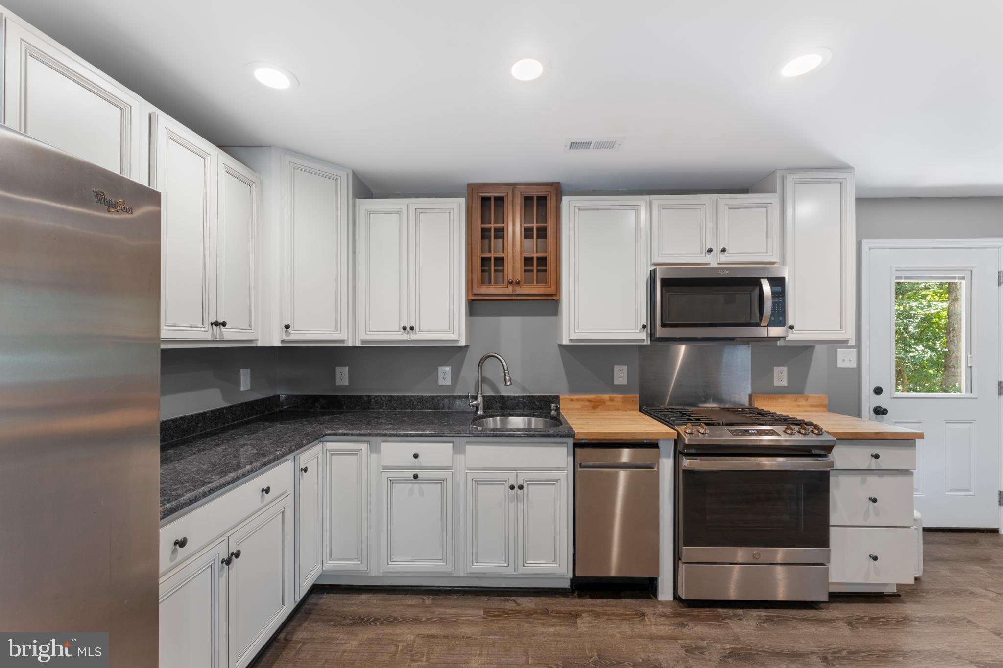 OAKLAND PARK - Residential