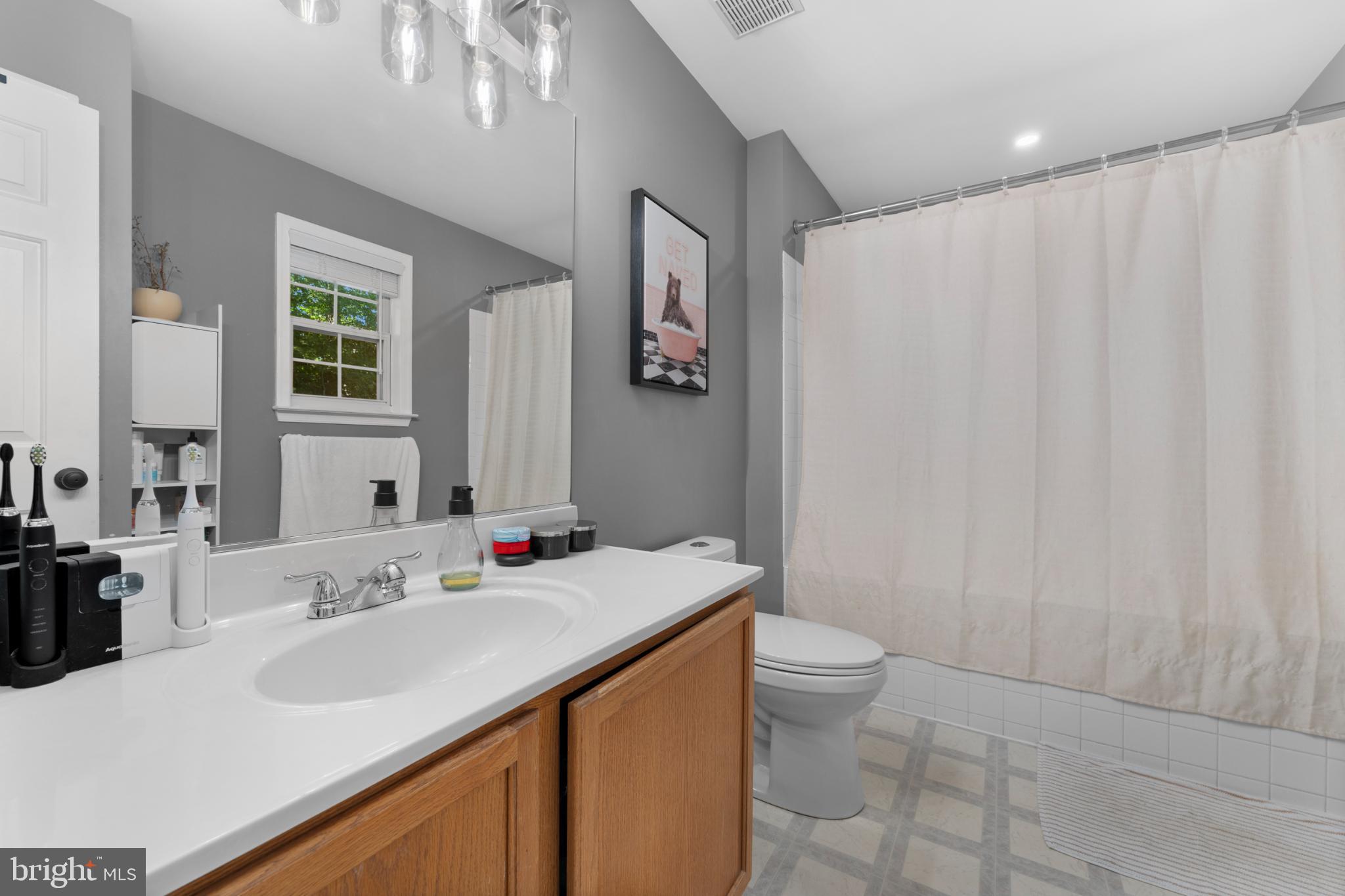 OAKLAND PARK - Residential