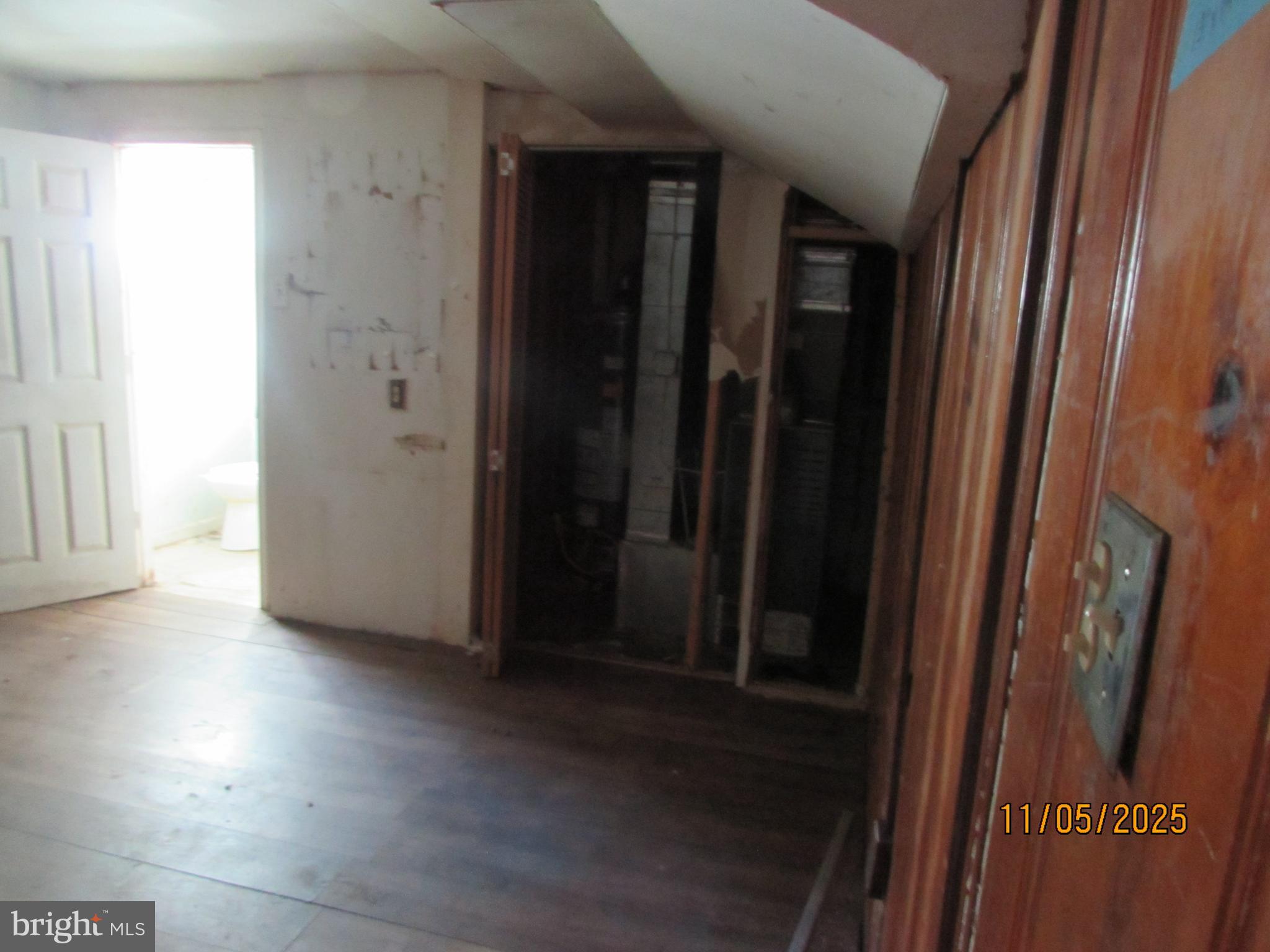 EDMONDSON HEIGHTS - Residential