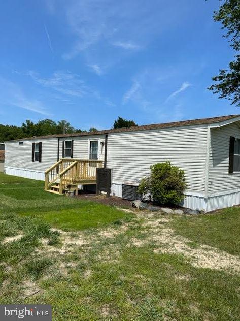 SUNSET LAKE MHP - Residential