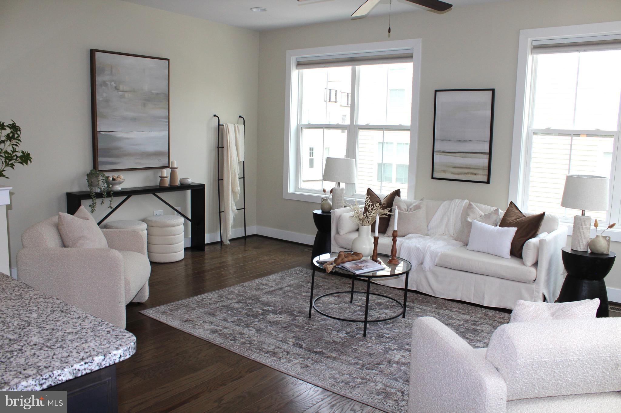 GLENMONT METROCENTRE - Residential