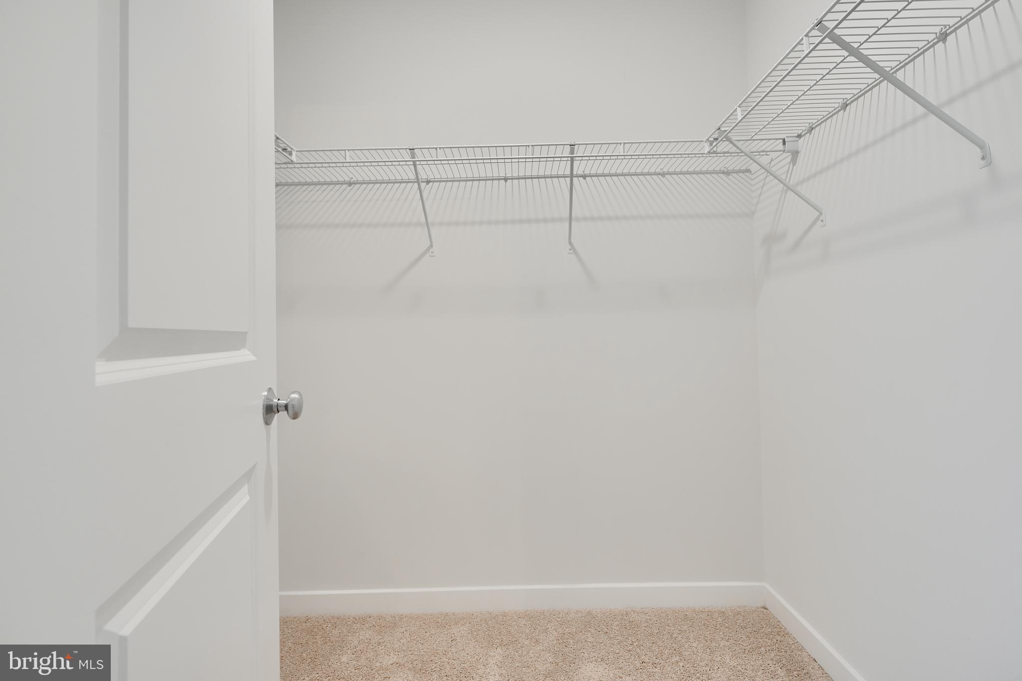 GLENMONT METROCENTRE - Residential