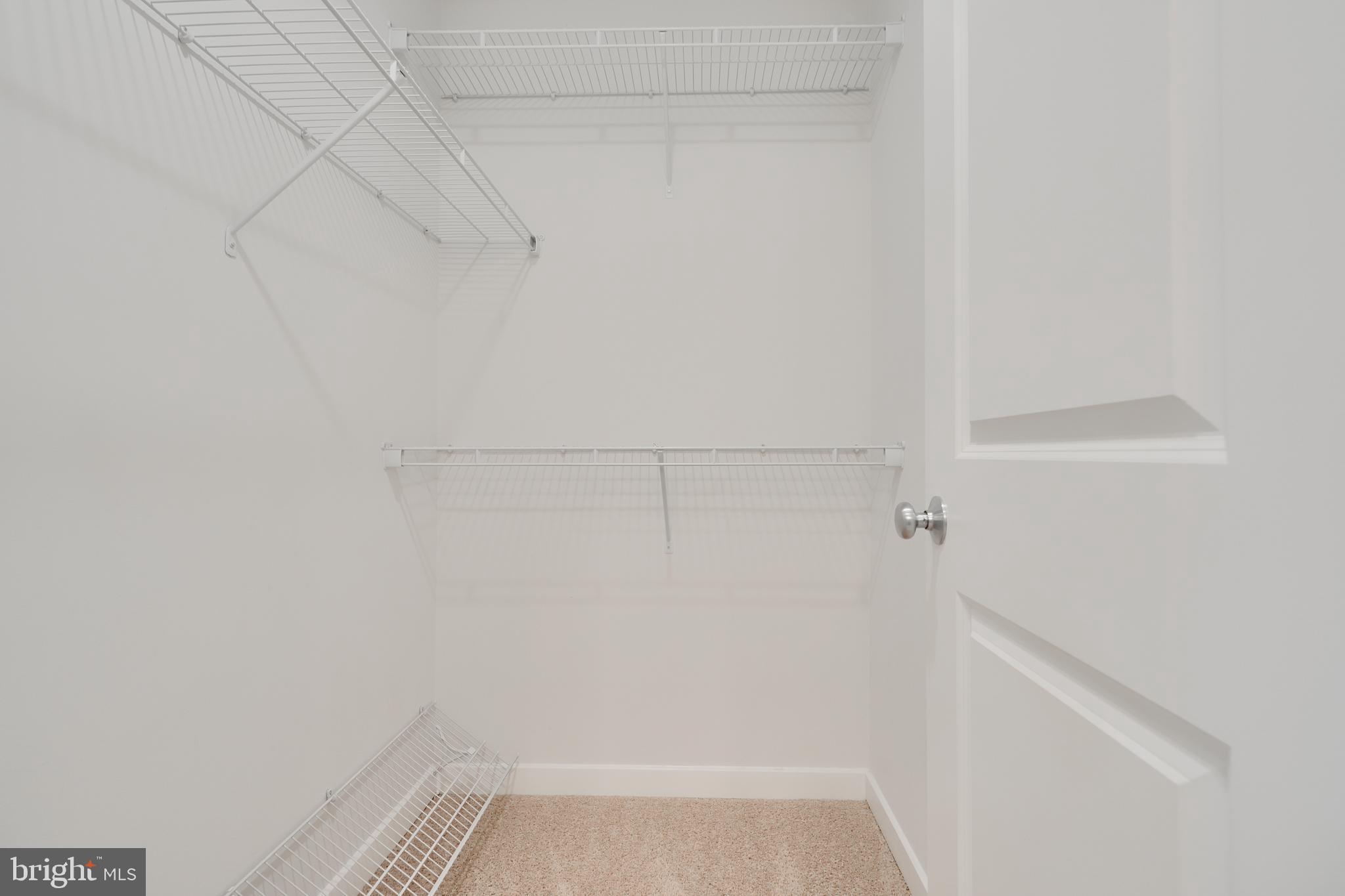 GLENMONT METROCENTRE - Residential