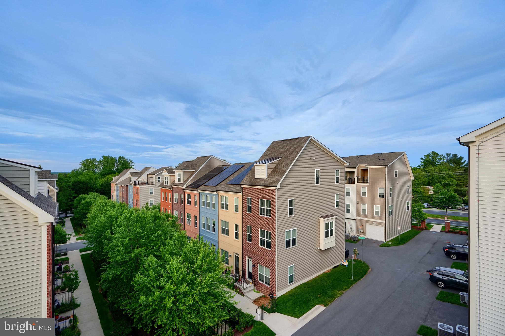 GLENMONT METROCENTRE - Residential