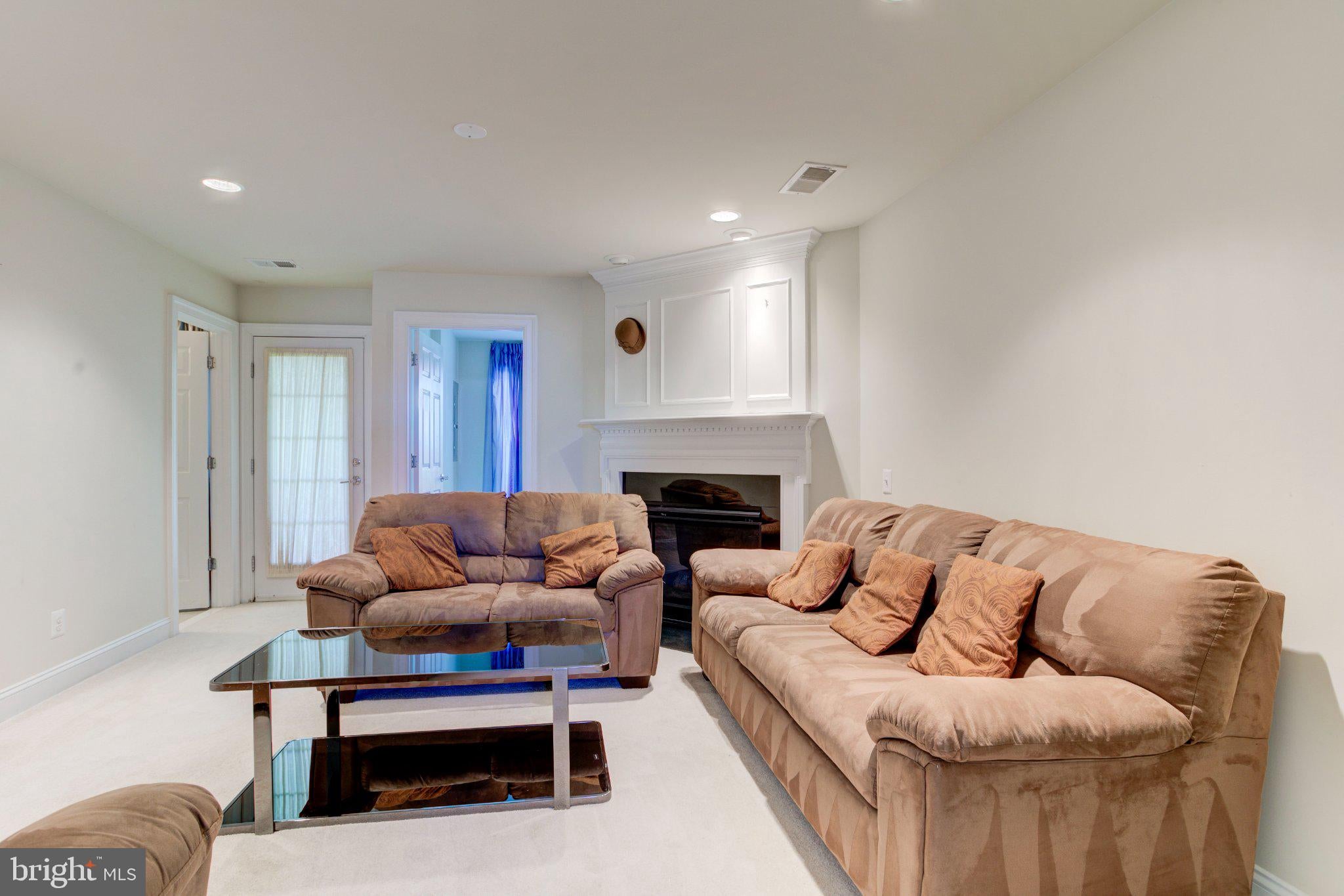 2449 BROOKMOOR LANE