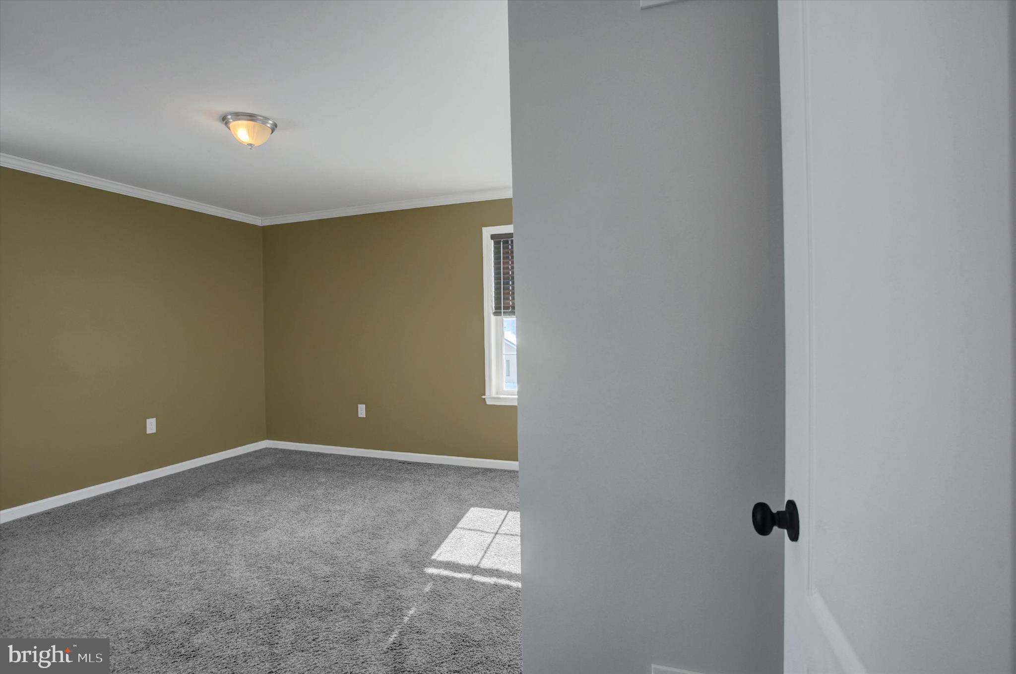 RANDOM OAKS - Residential