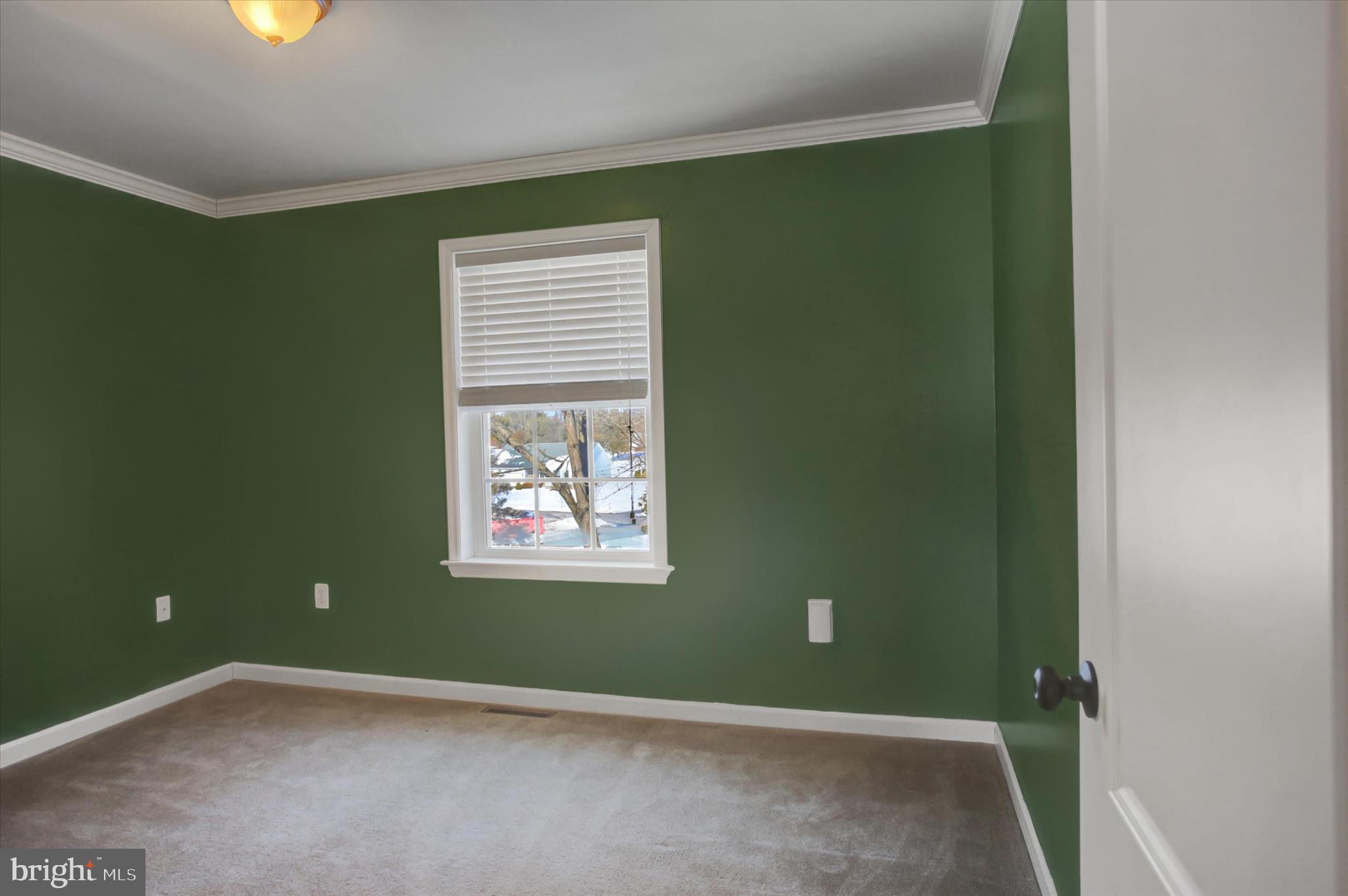 RANDOM OAKS - Residential