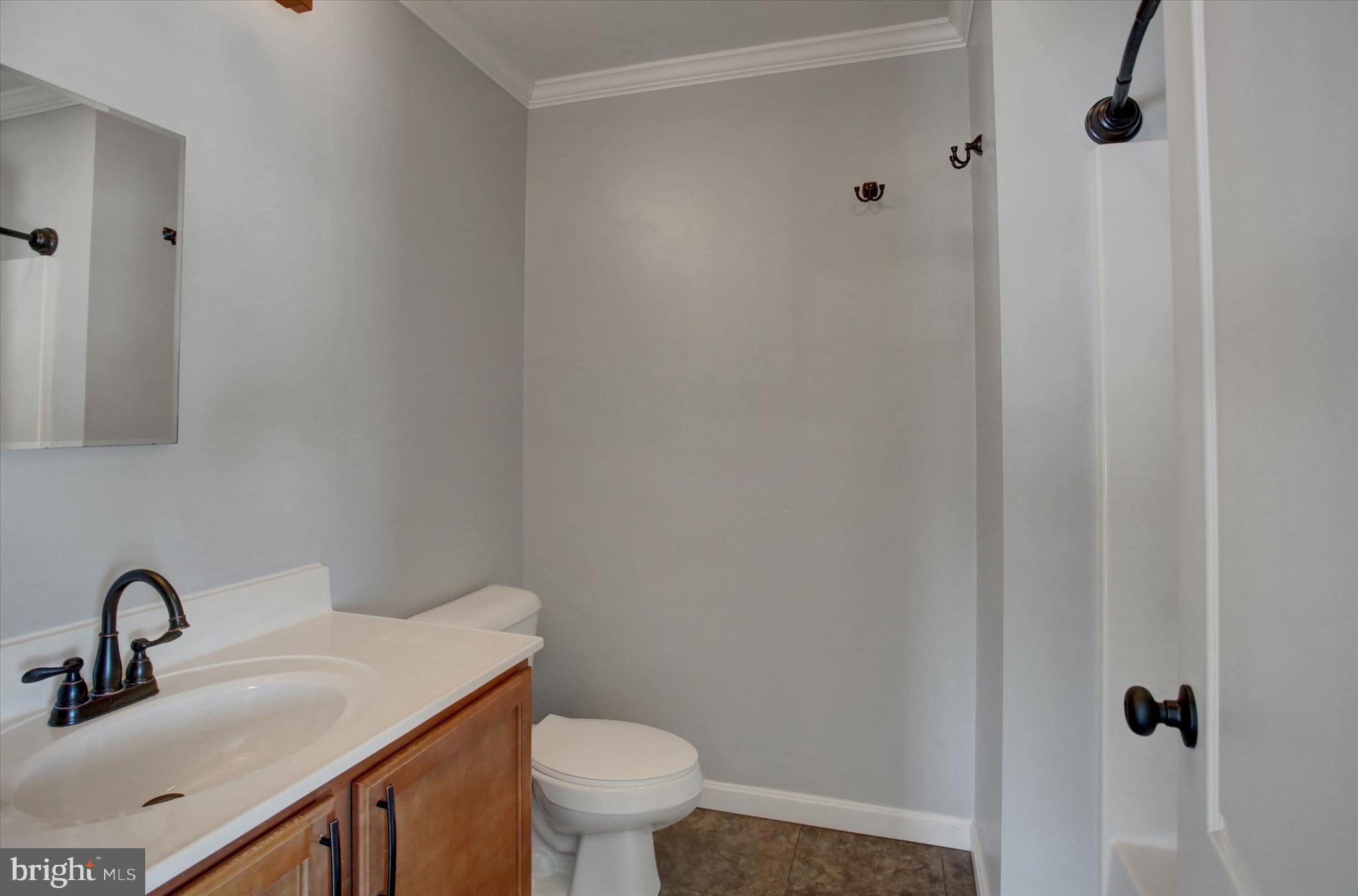 RANDOM OAKS - Residential