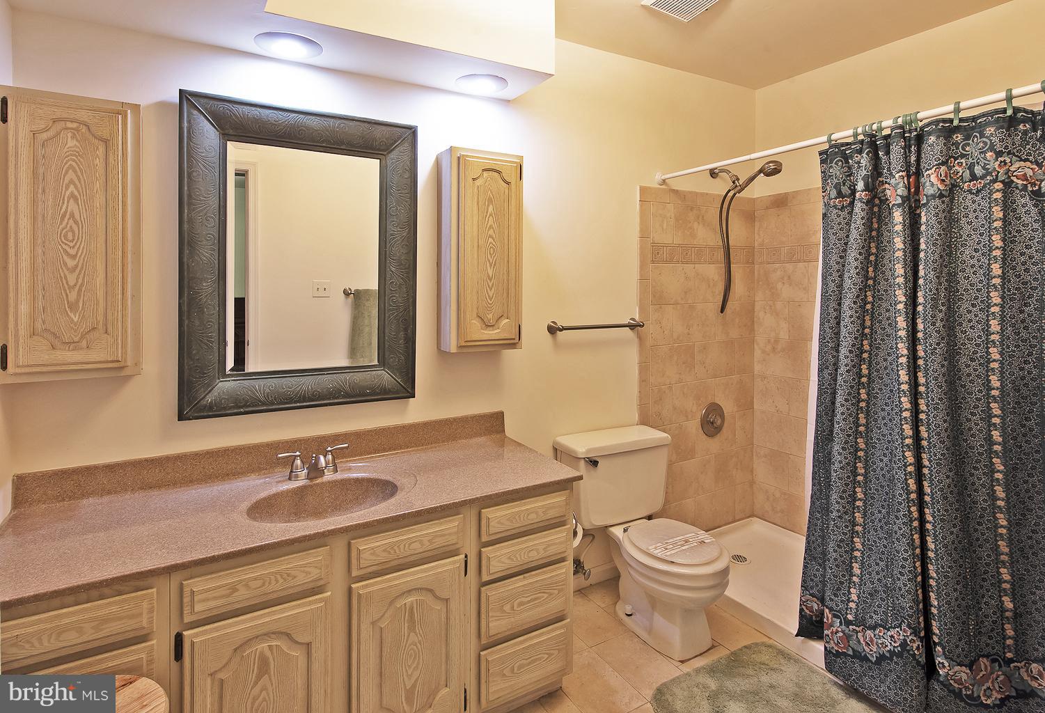 SOUTH HILL ESTATES - Residential