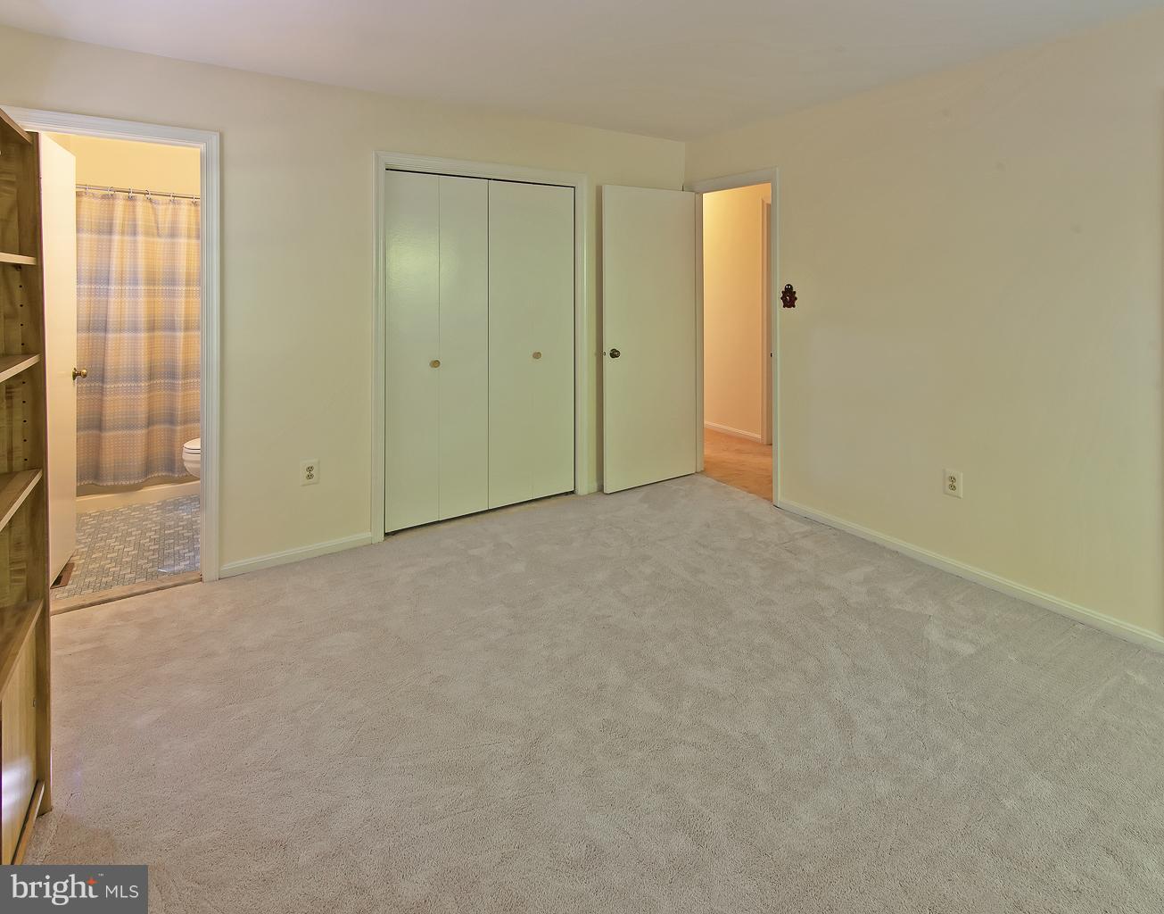 SOUTH HILL ESTATES - Residential