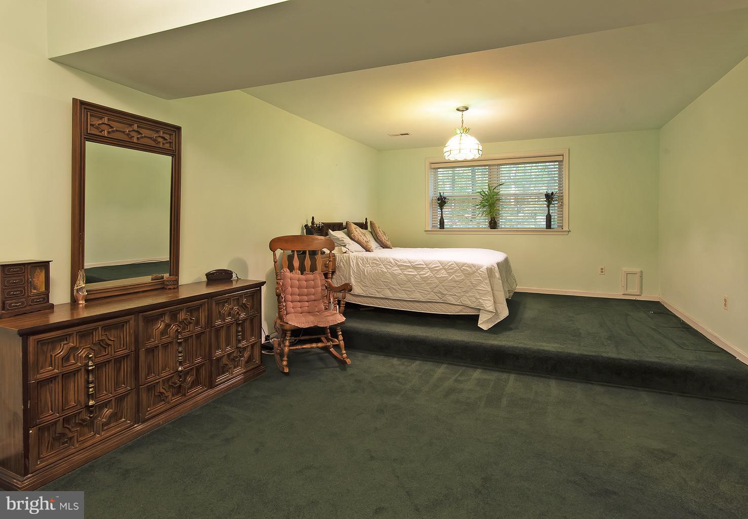 SOUTH HILL ESTATES - Residential