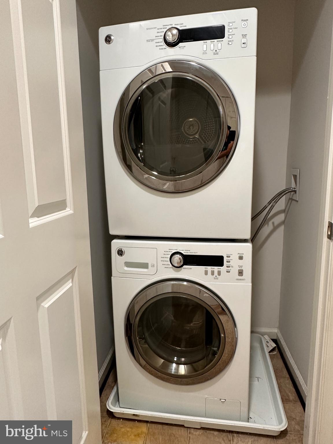 SNOWDEN BRIDGE - Residential Lease