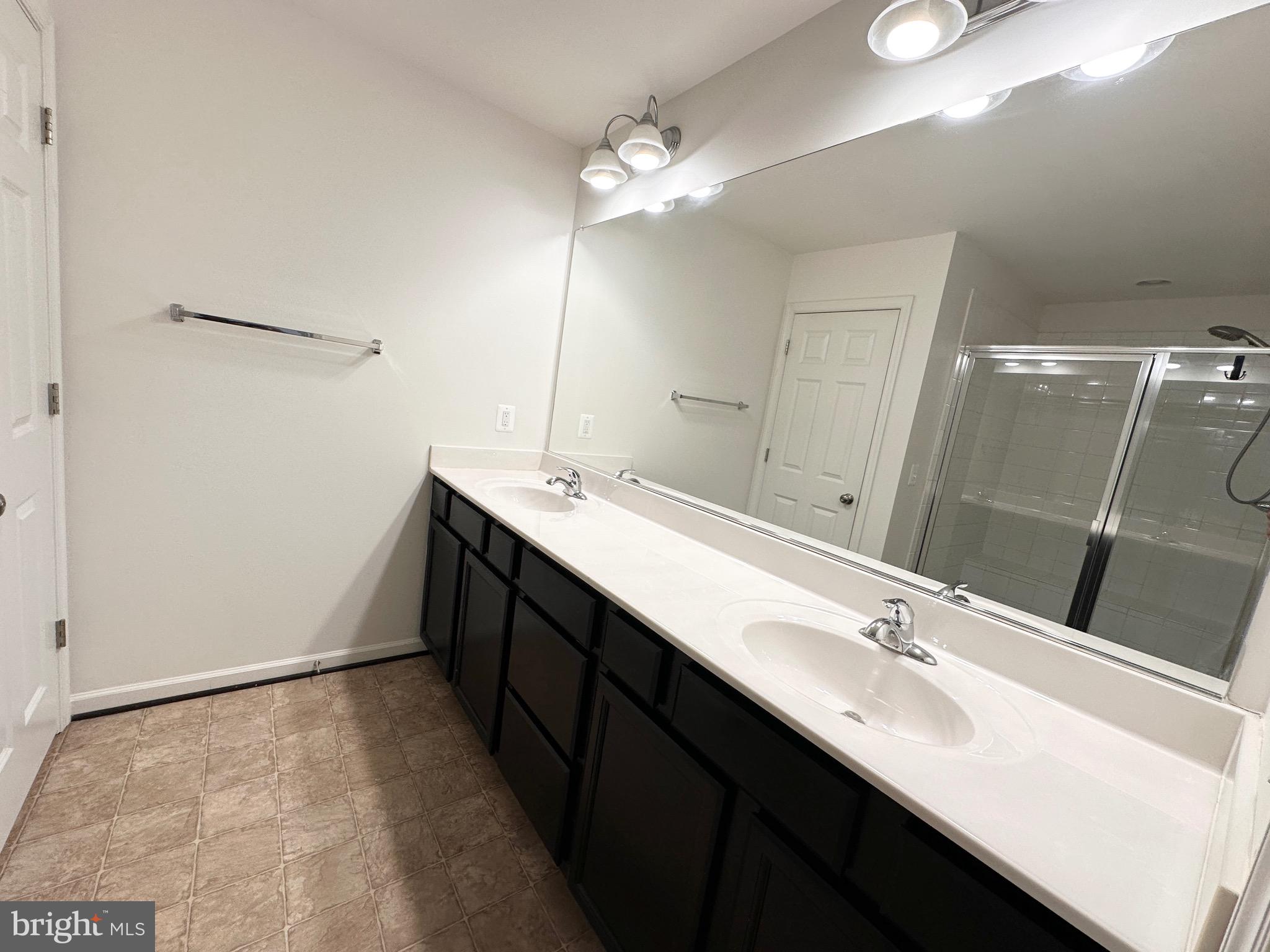 SNOWDEN BRIDGE - Residential Lease