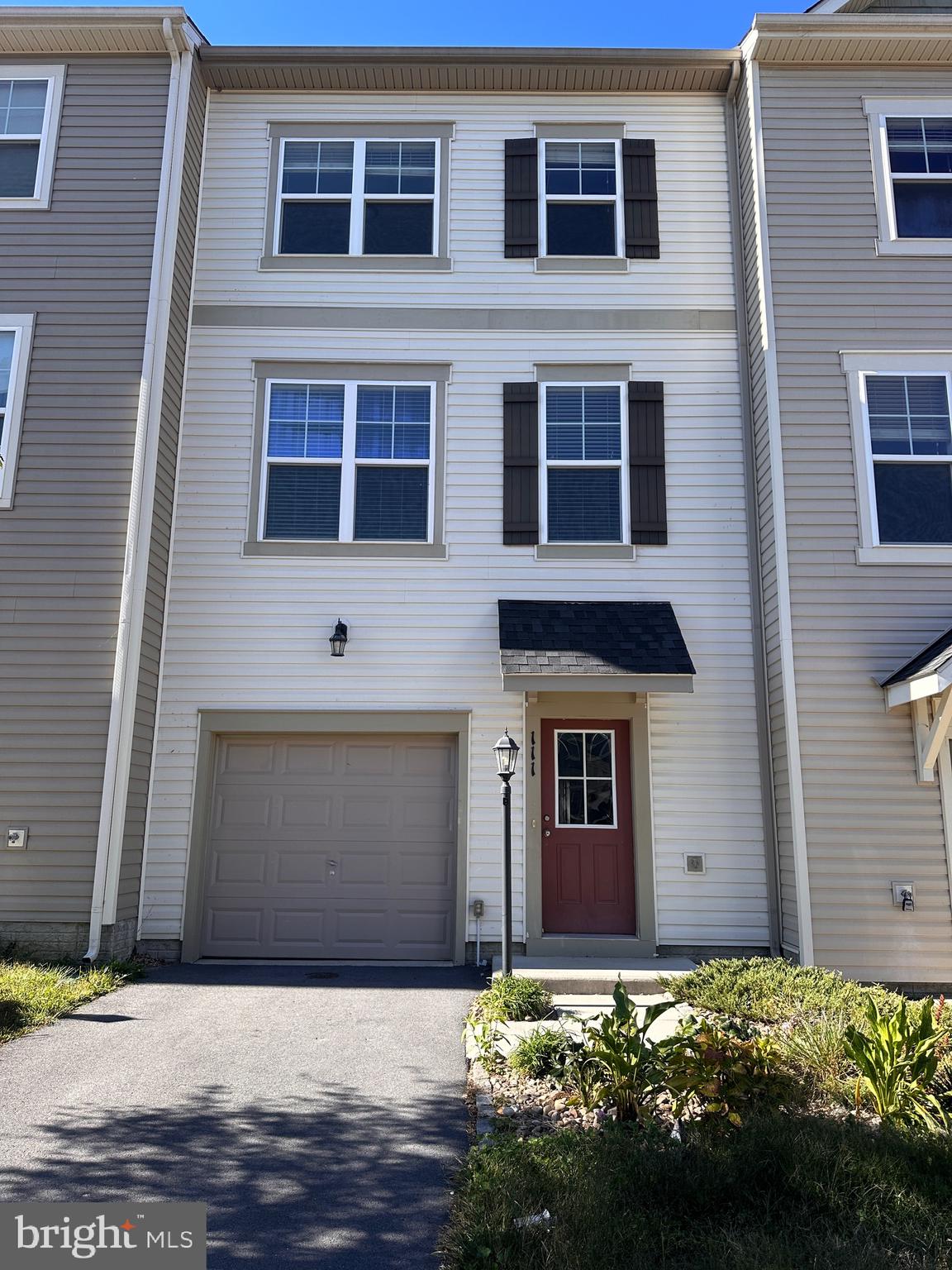 SNOWDEN BRIDGE - Residential Lease