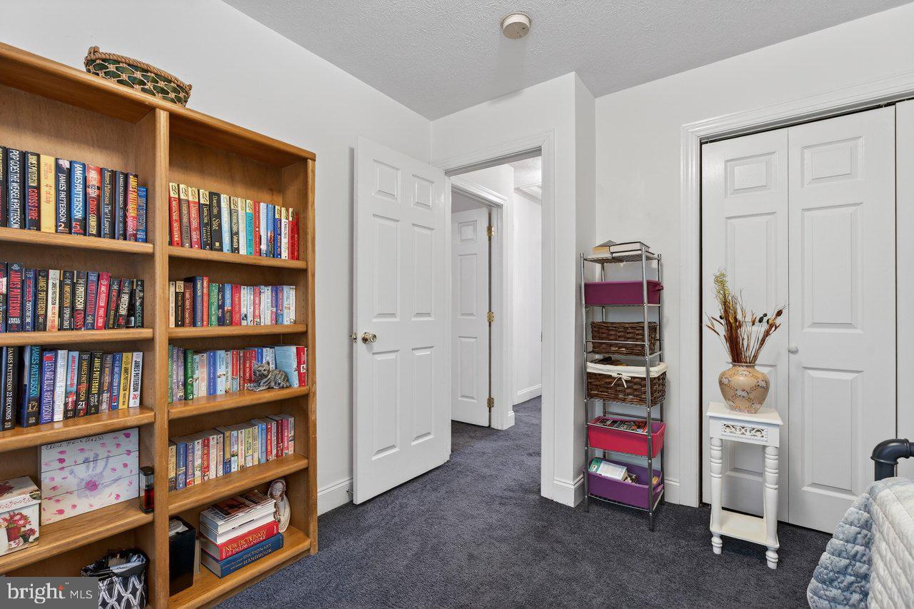 EMERALD DRIVE ESTATES - Residential