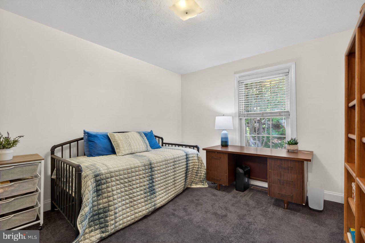 EMERALD DRIVE ESTATES - Residential