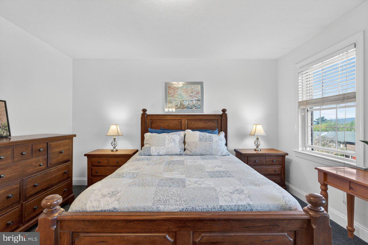 EMERALD DRIVE ESTATES - Residential