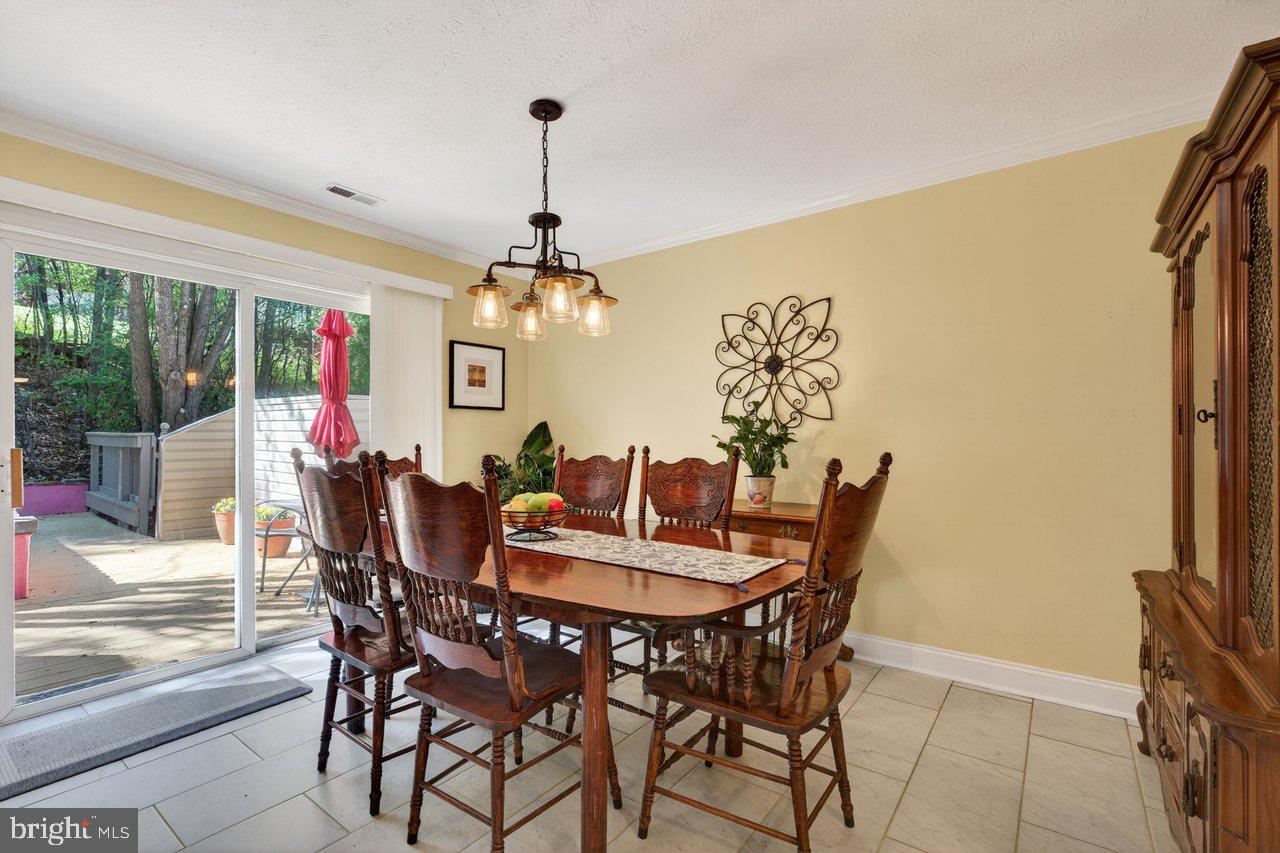 EMERALD DRIVE ESTATES - Residential