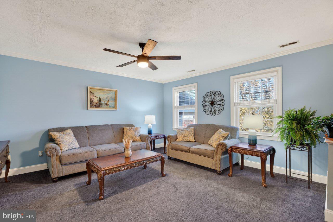 EMERALD DRIVE ESTATES - Residential