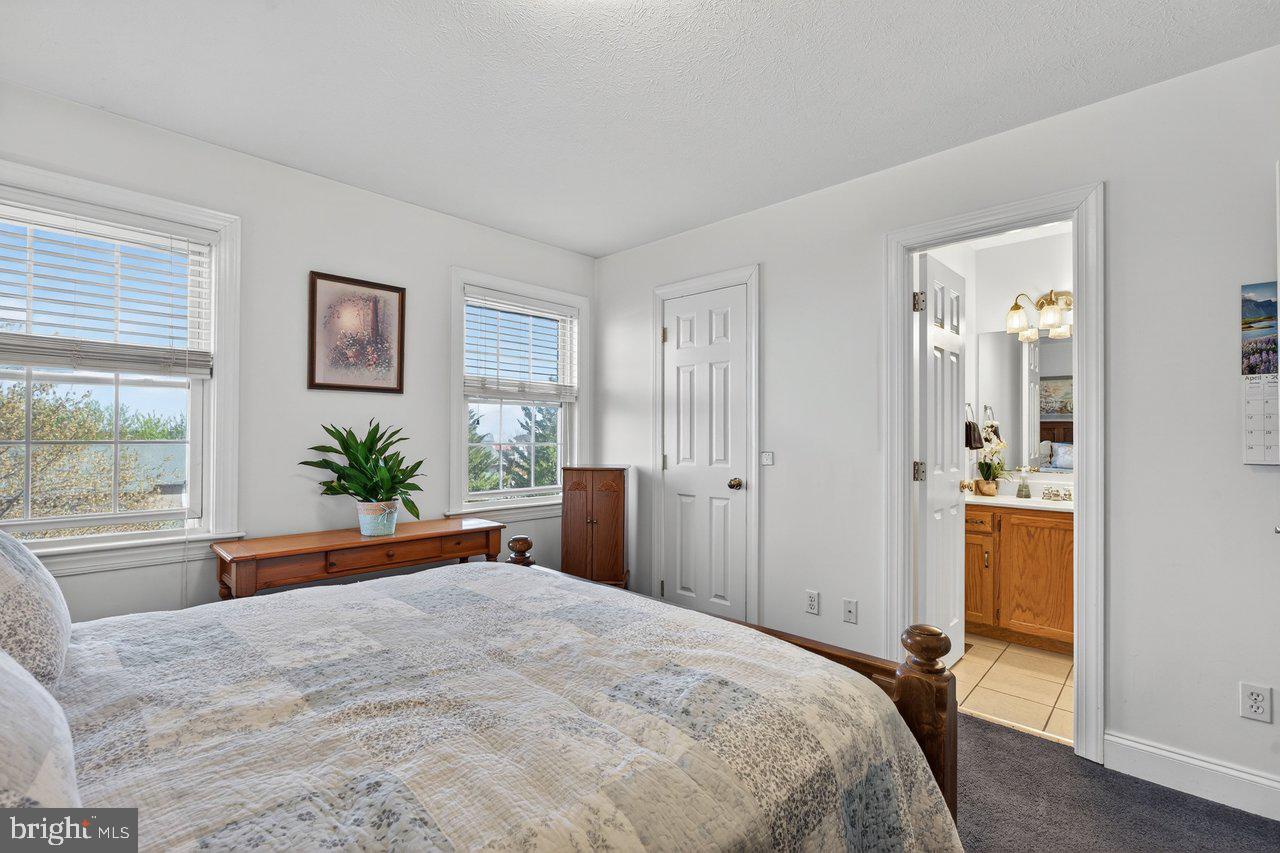 EMERALD DRIVE ESTATES - Residential