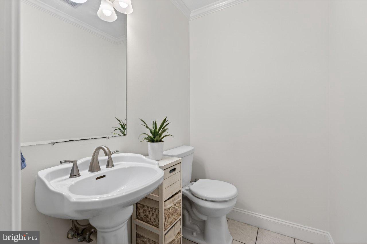 EMERALD DRIVE ESTATES - Residential