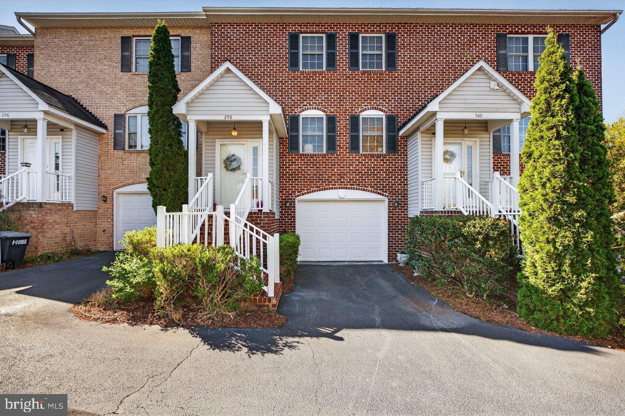 EMERALD DRIVE ESTATES - Residential