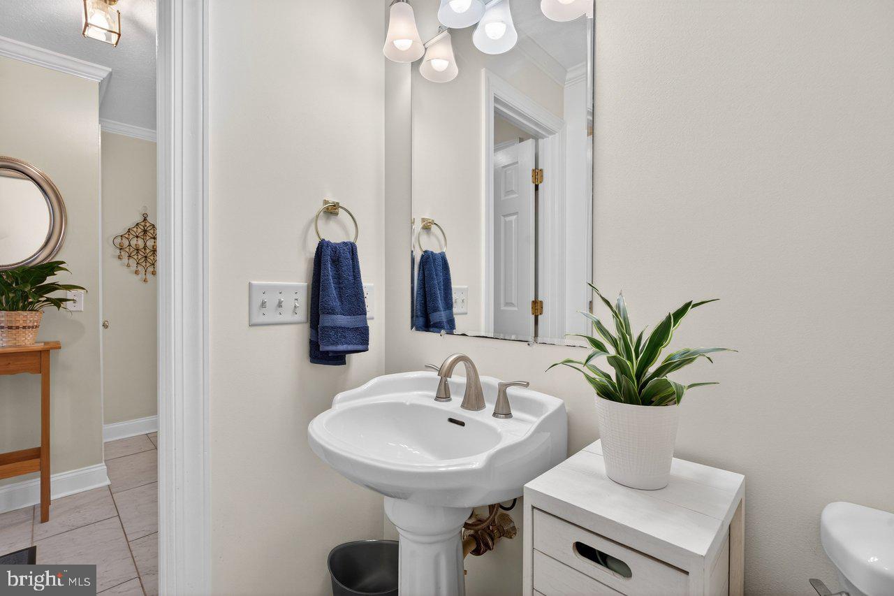 EMERALD DRIVE ESTATES - Residential