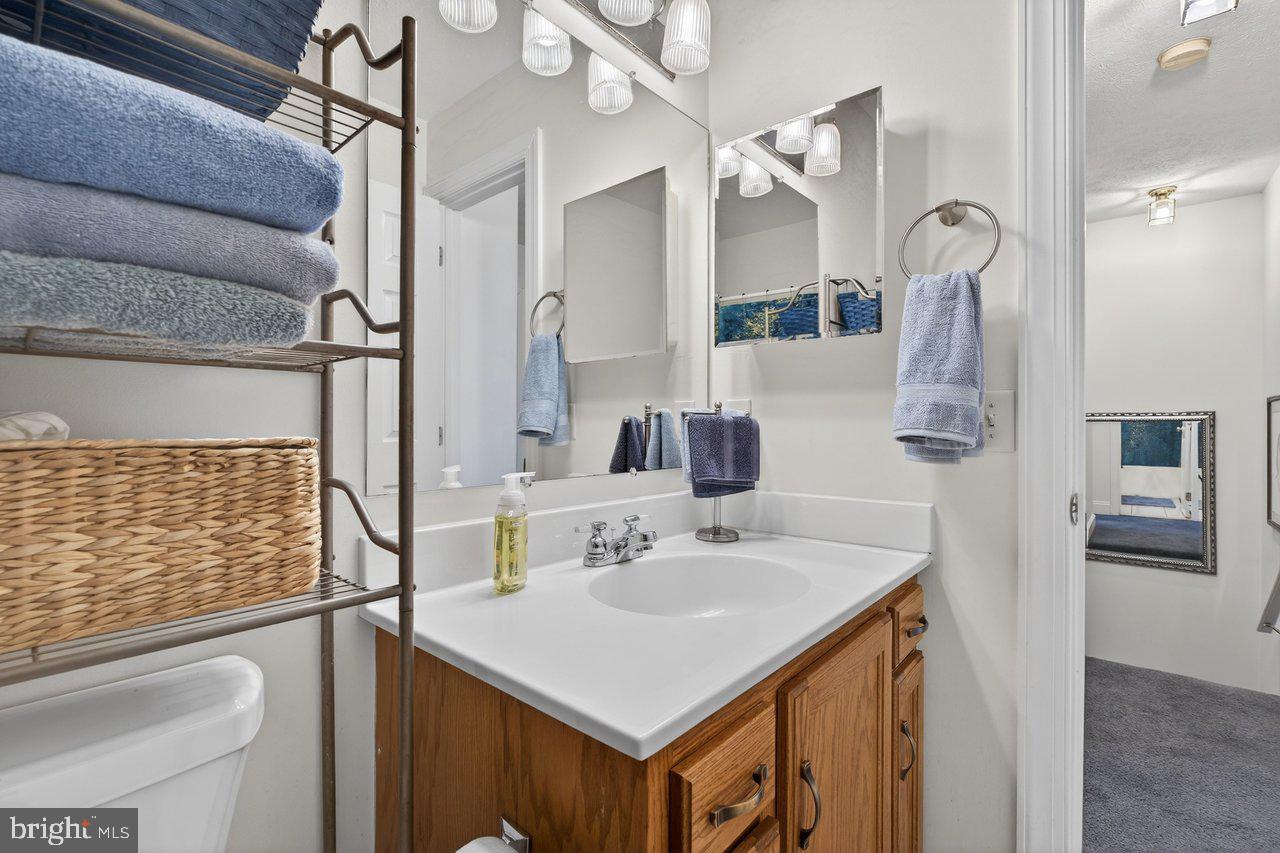 EMERALD DRIVE ESTATES - Residential