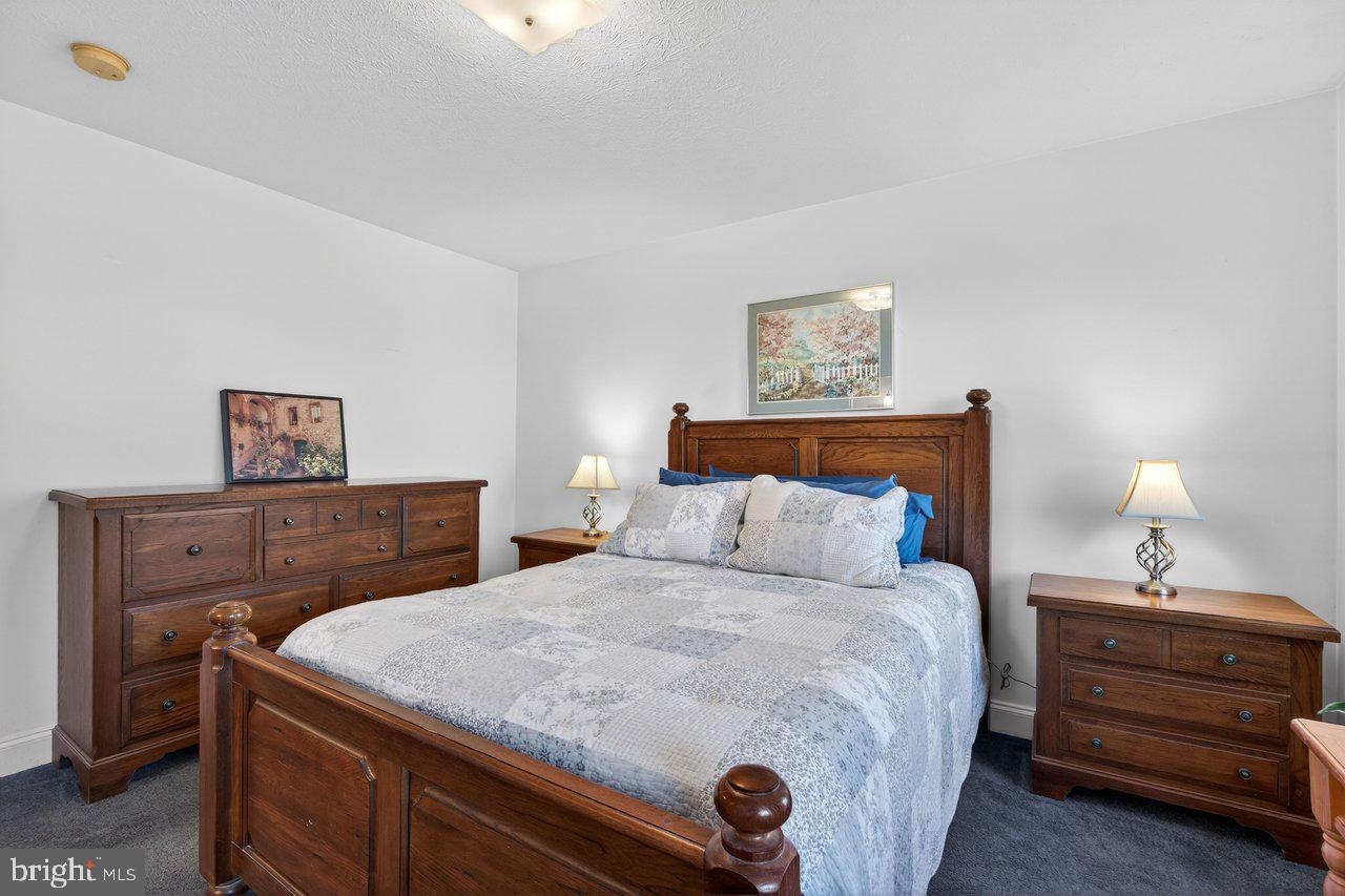 EMERALD DRIVE ESTATES - Residential