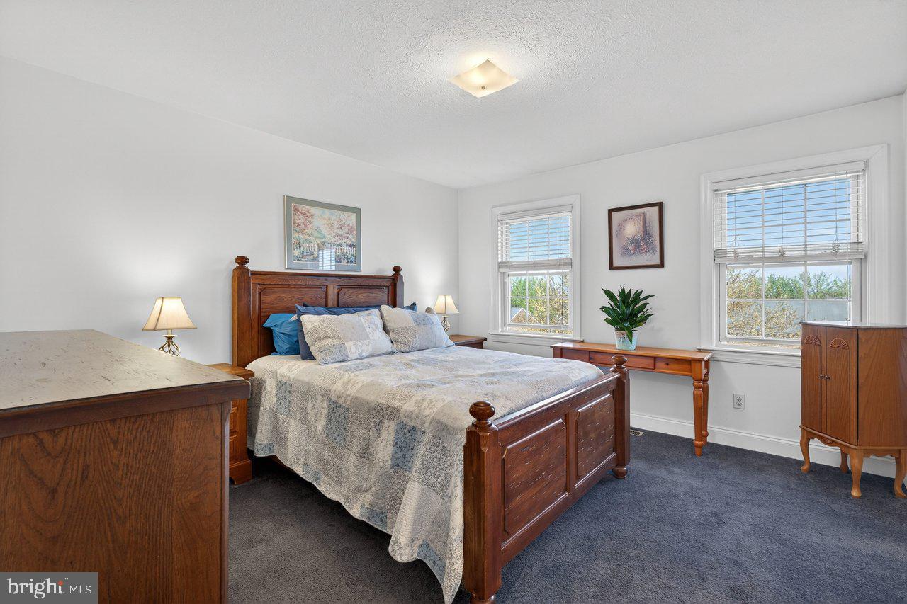 EMERALD DRIVE ESTATES - Residential