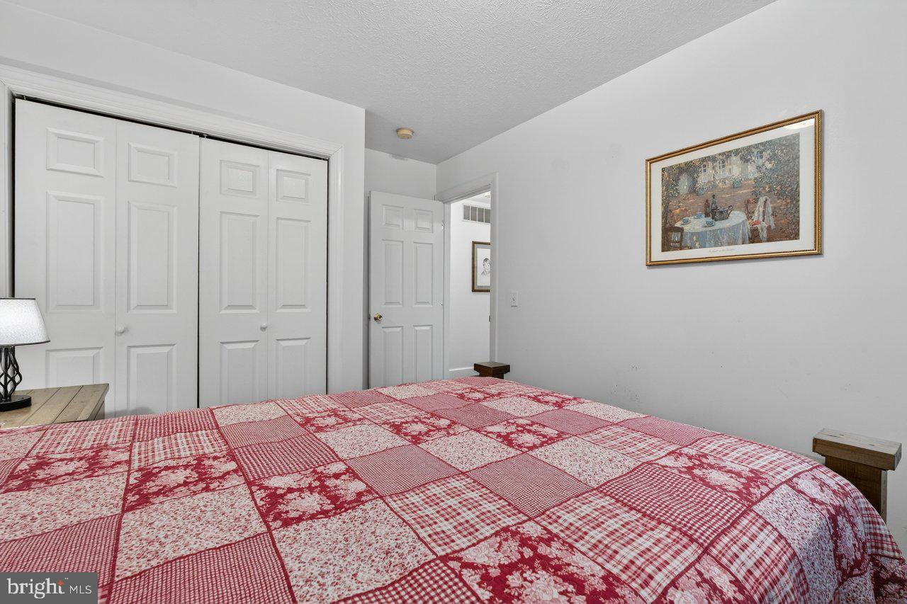 EMERALD DRIVE ESTATES - Residential