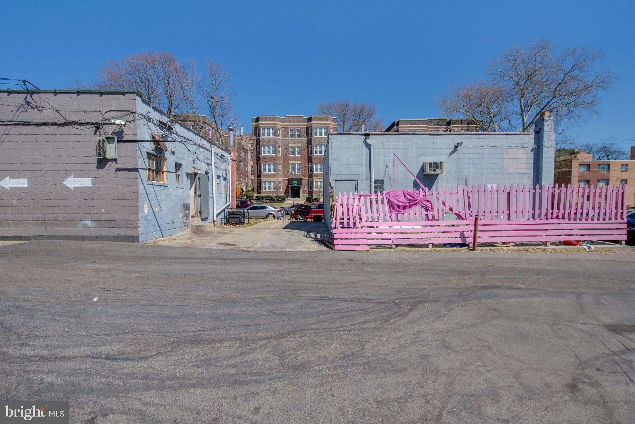 WYNNEFIELD - Commercial Sale