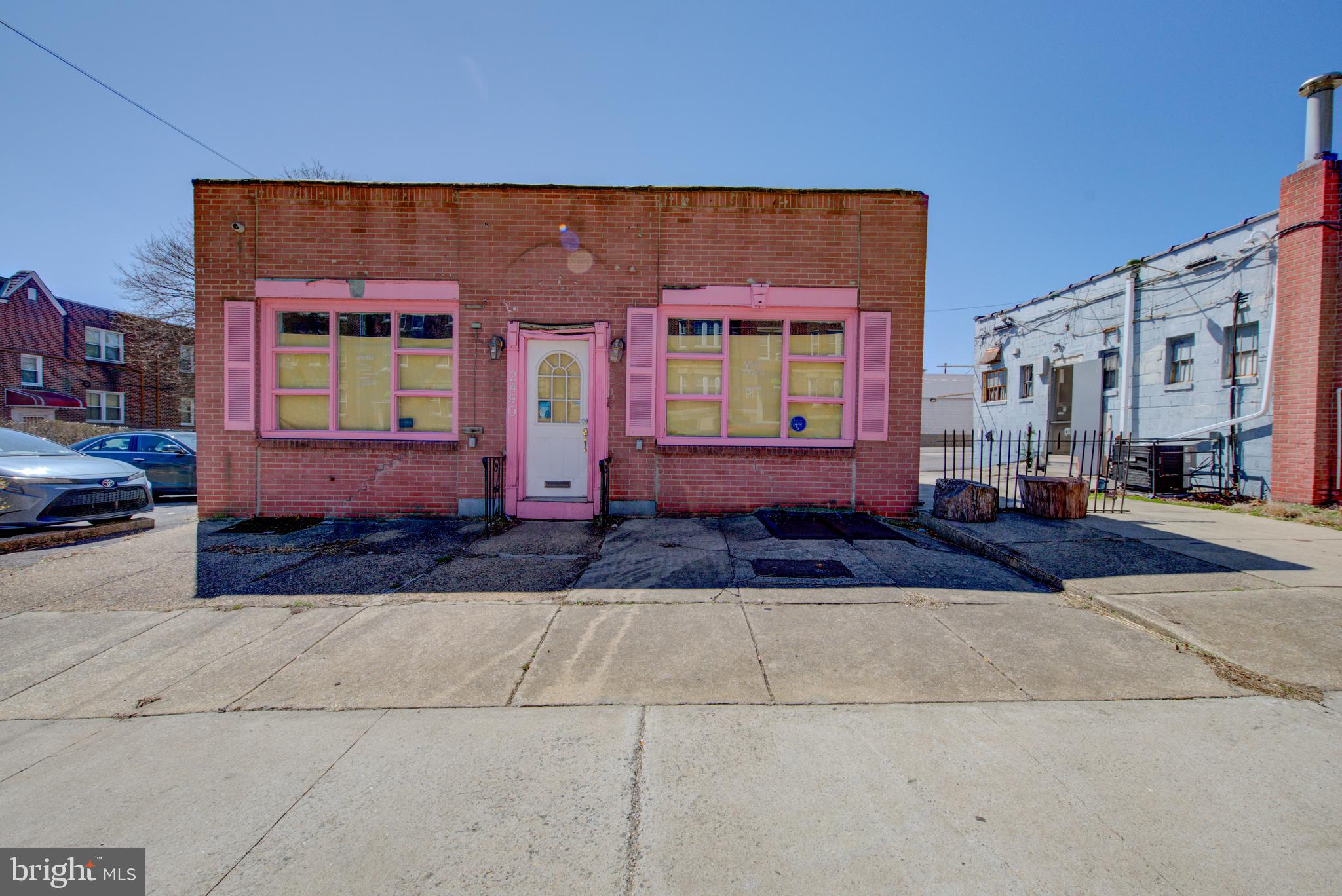 WYNNEFIELD - Commercial Sale