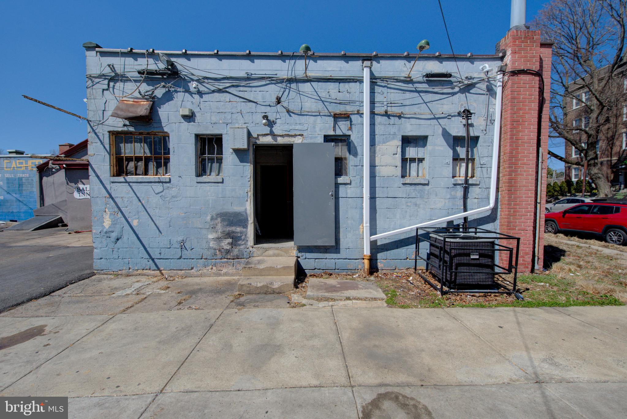 WYNNEFIELD - Commercial Sale