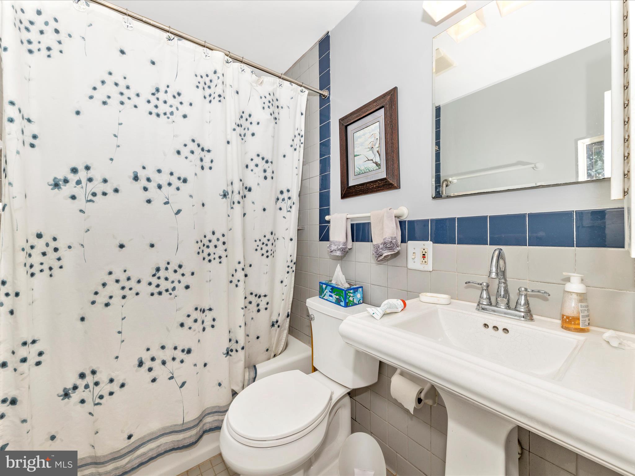 ASPEN HILL PARK - Residential