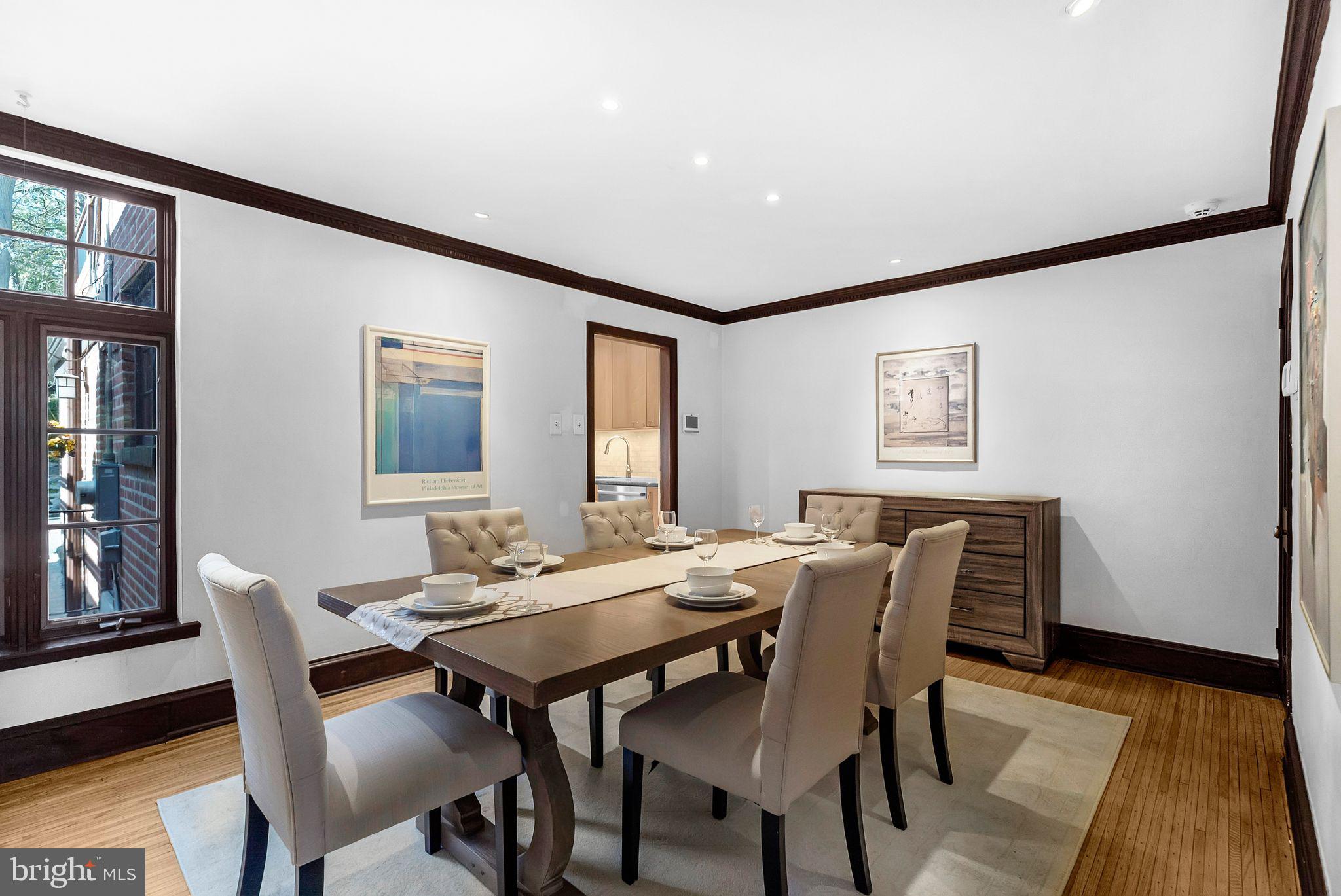 EAST FALLS - Residential