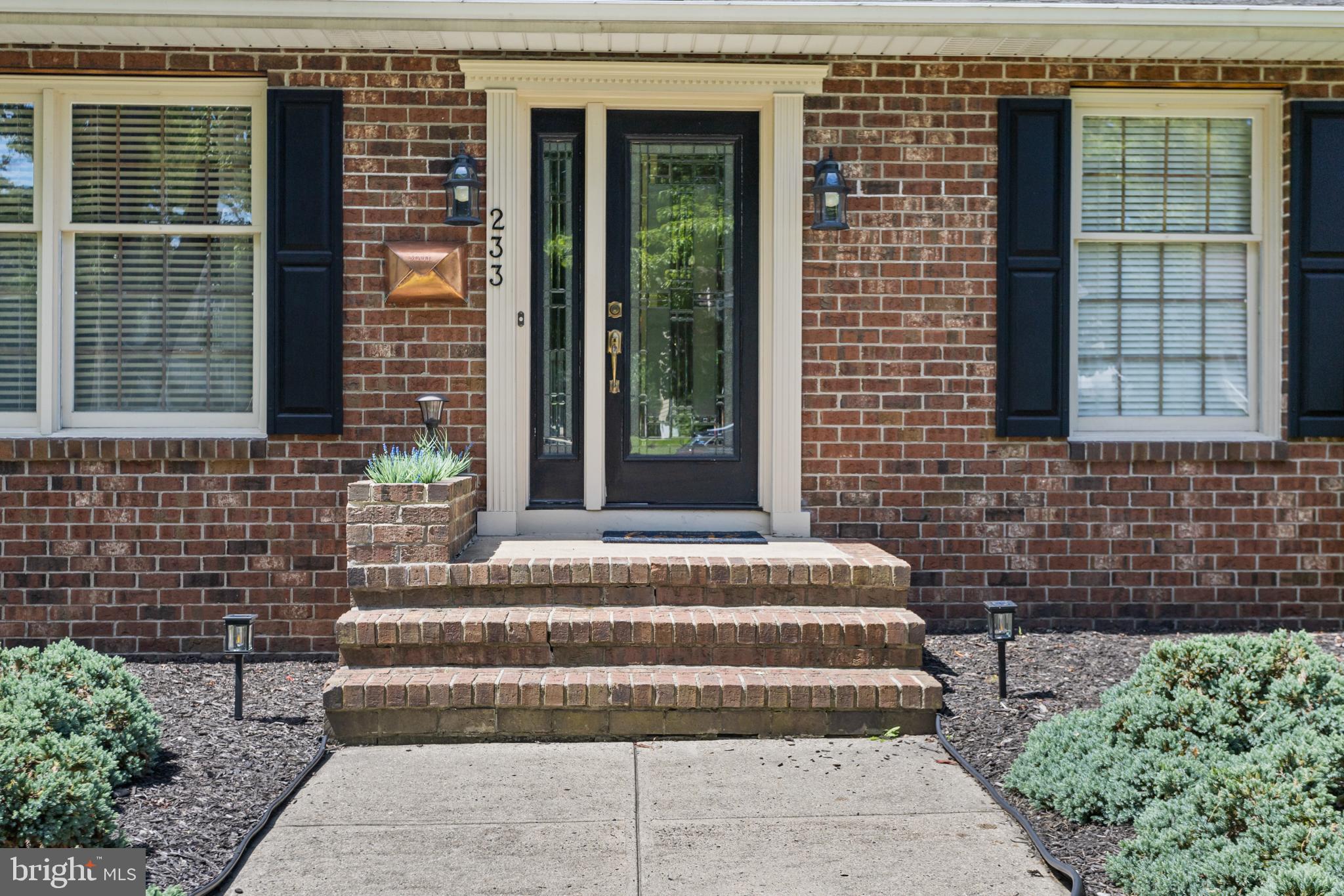 233 GRAYSON AVENUE