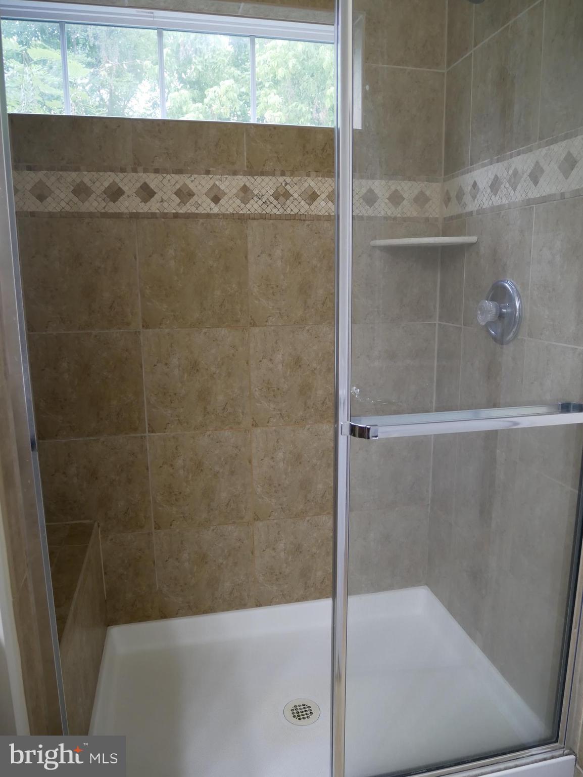 LEESBOROUGH - Residential Lease