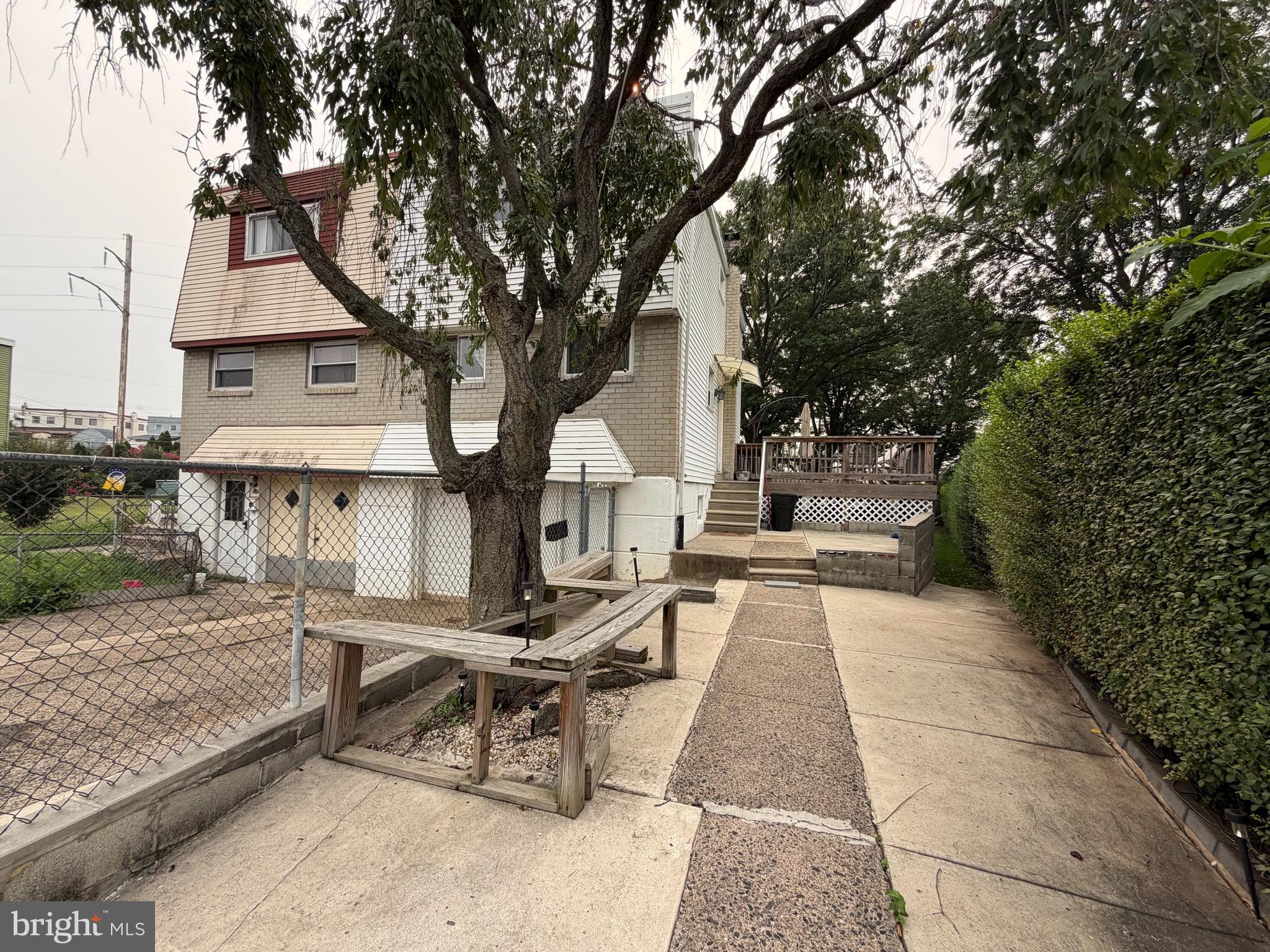 2867 SEBRING ROAD